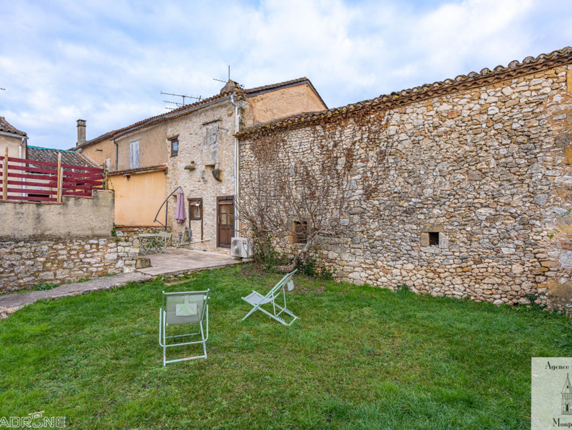 Hus i Monpazier, Nouvelle-Aquitaine 11524509