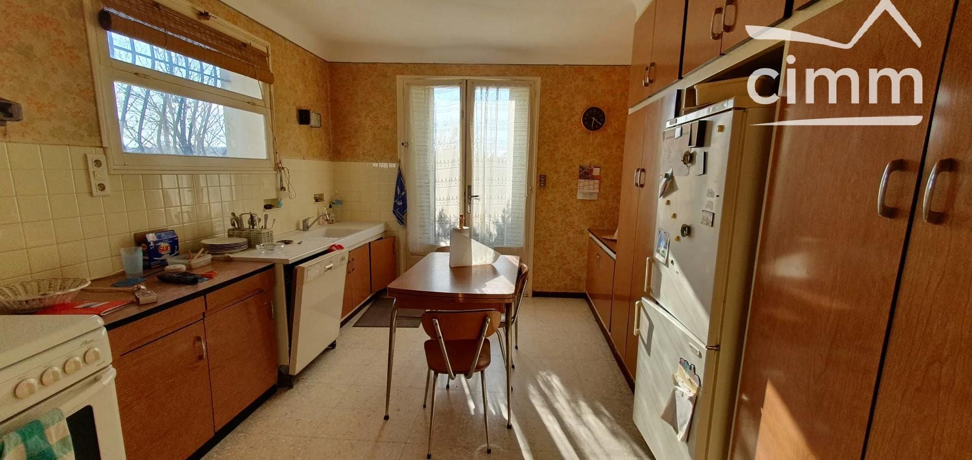 Будинок в Valensole, Provence-Alpes-Cote d'Azur 11524990