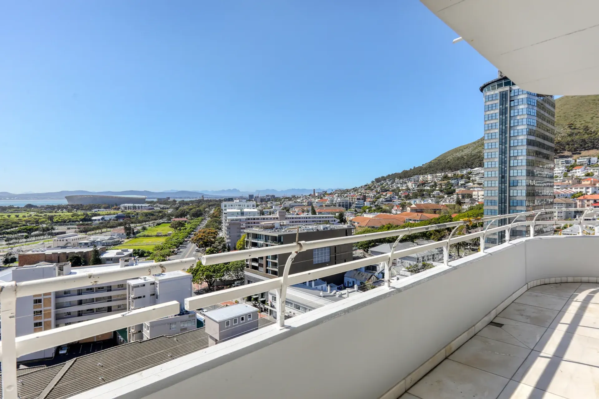 Συγκυριαρχία σε Cape Town, 191 Beach Road 11525026