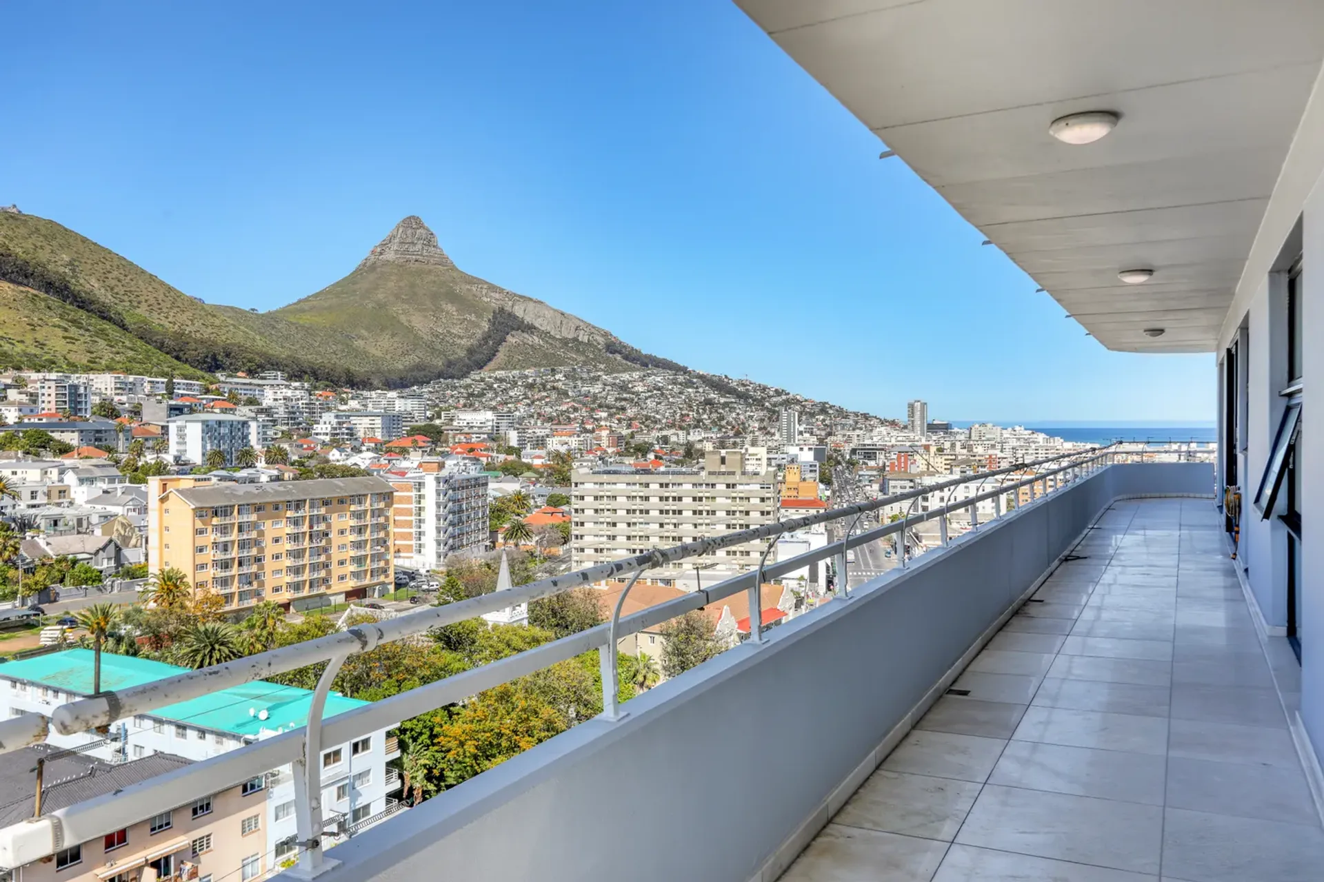 Συγκυριαρχία σε Cape Town, 191 Beach Road 11525026