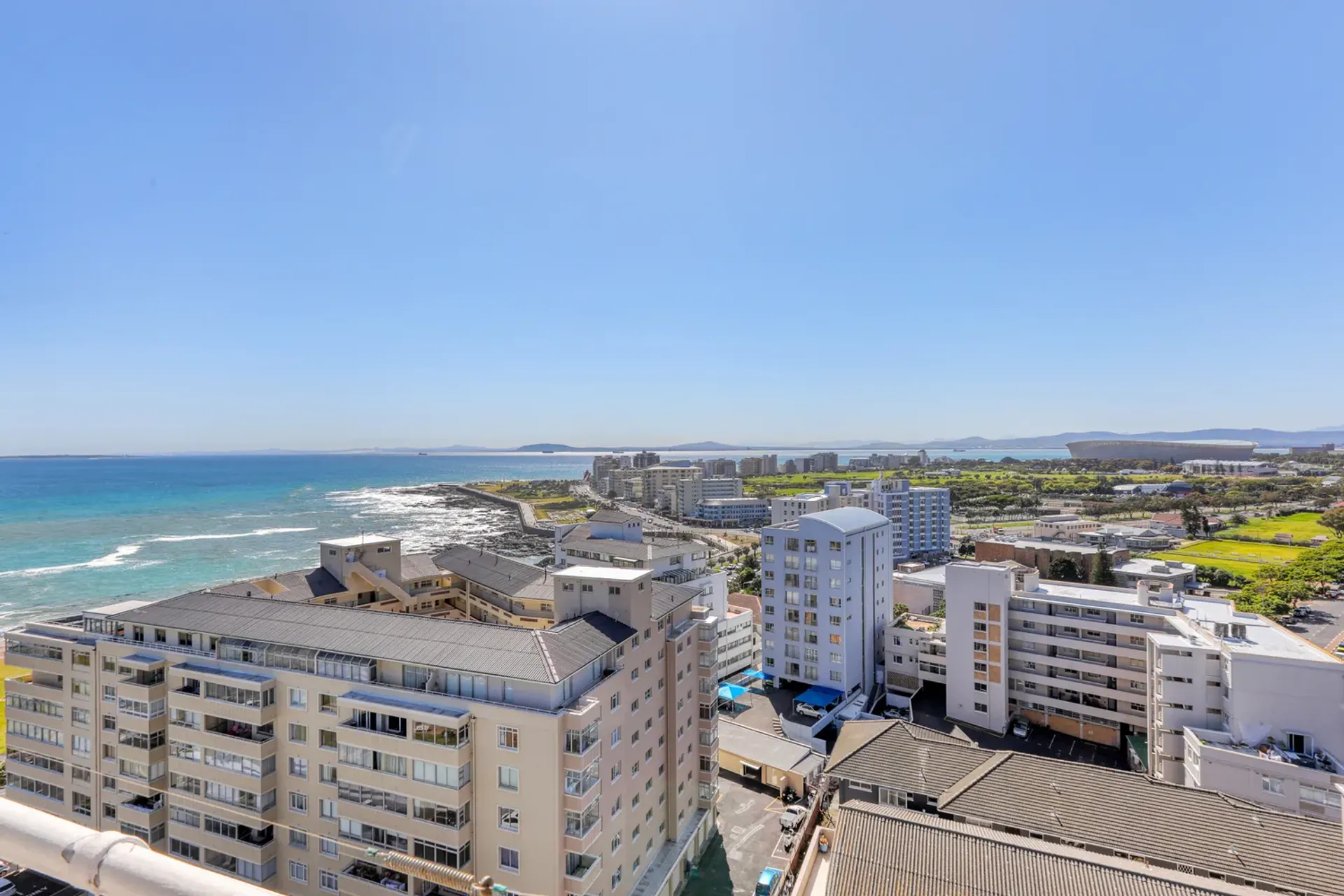 Eigentumswohnung im Cape Town, 191 Beach Road 11525026