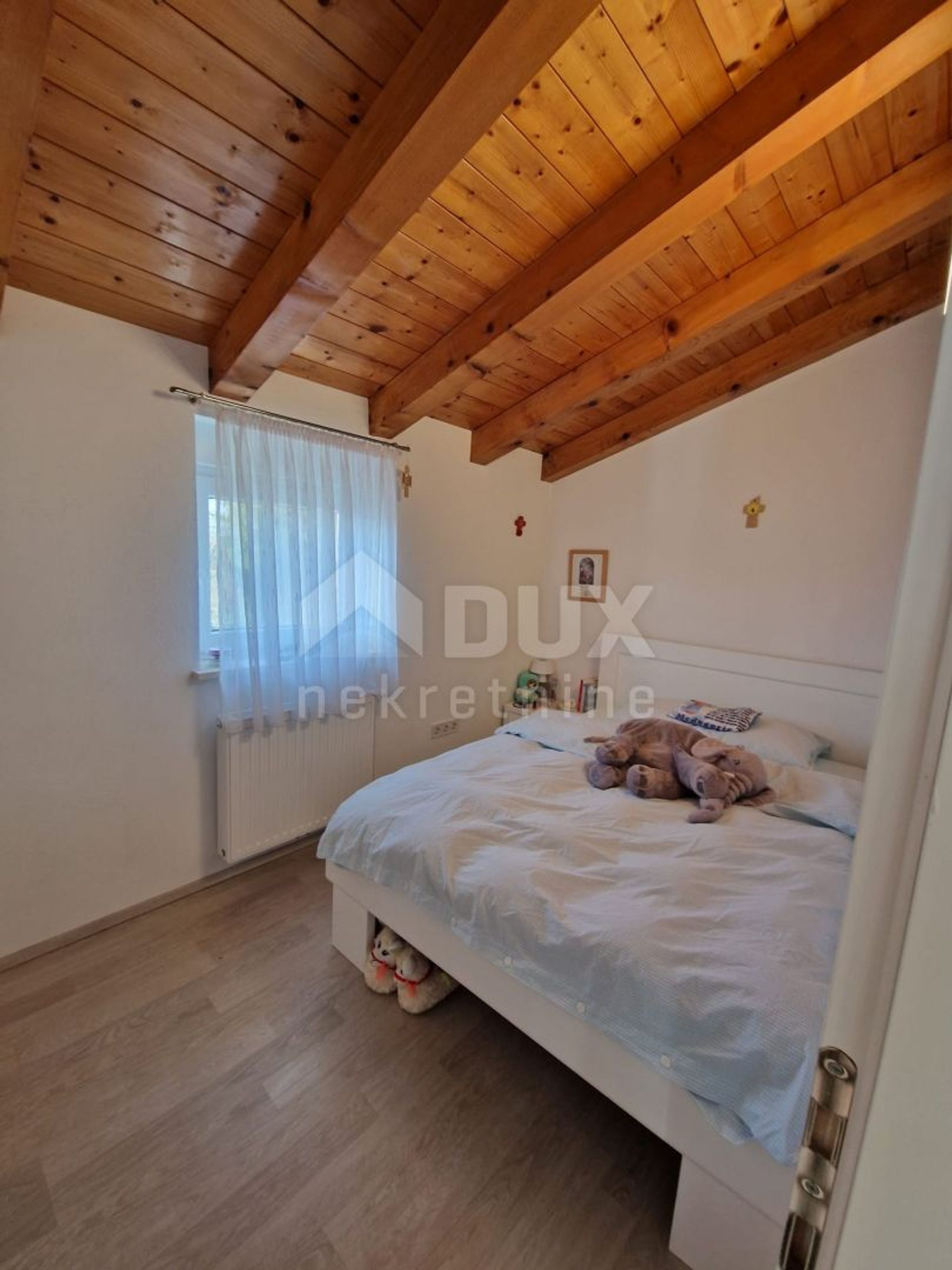 casa en Svetvinčenat, Istria County 11525167