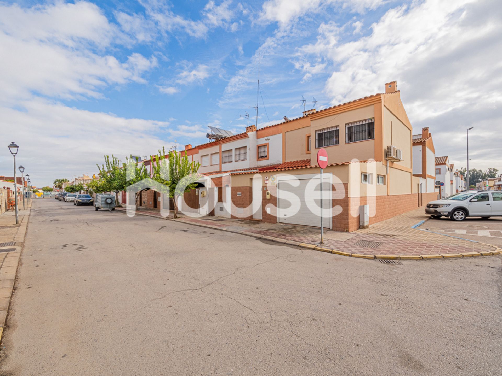 Huis in Villamanrique de la Condesa, Andalusië 11525351