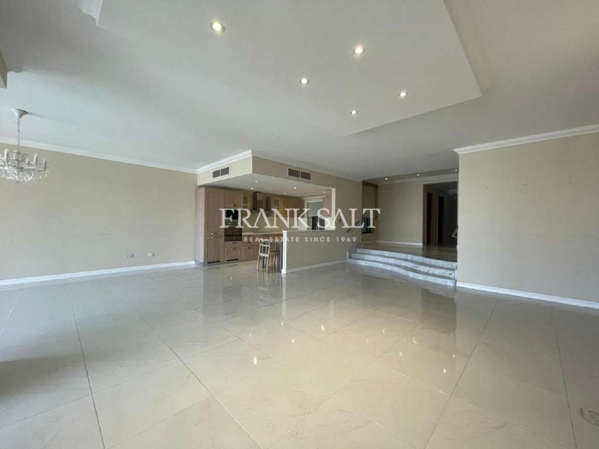 Condominio en Saint Julian's,  11526115