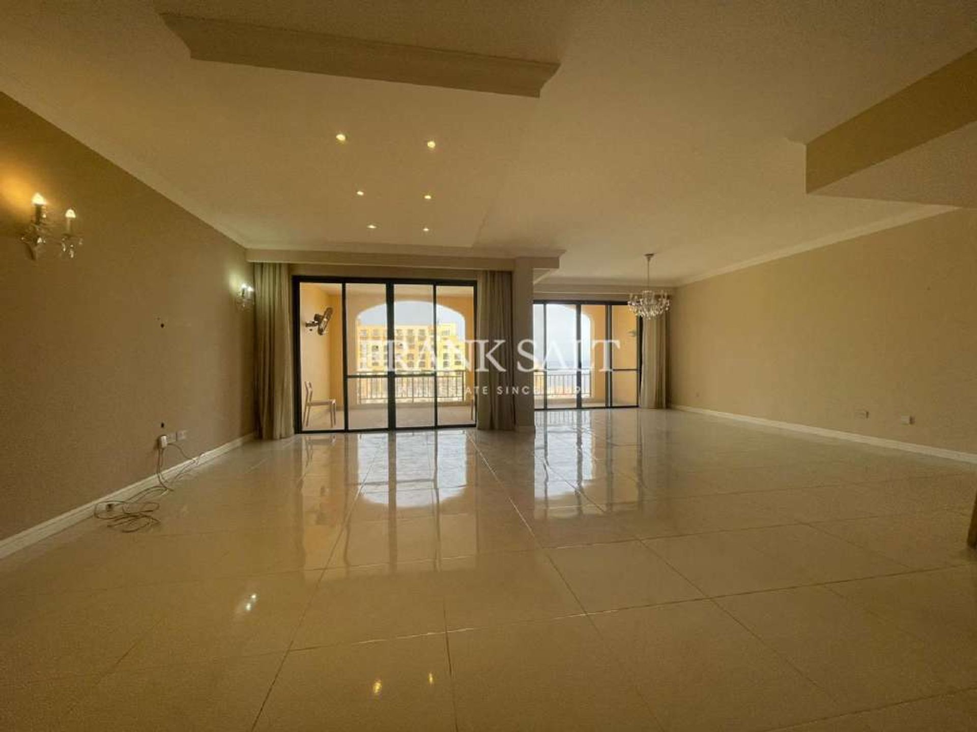 Condominio en Saint Julian's,  11526115