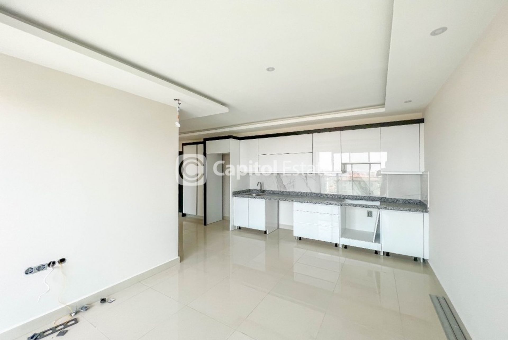 Condominium dans Mahmutlar, Antalya 11526747