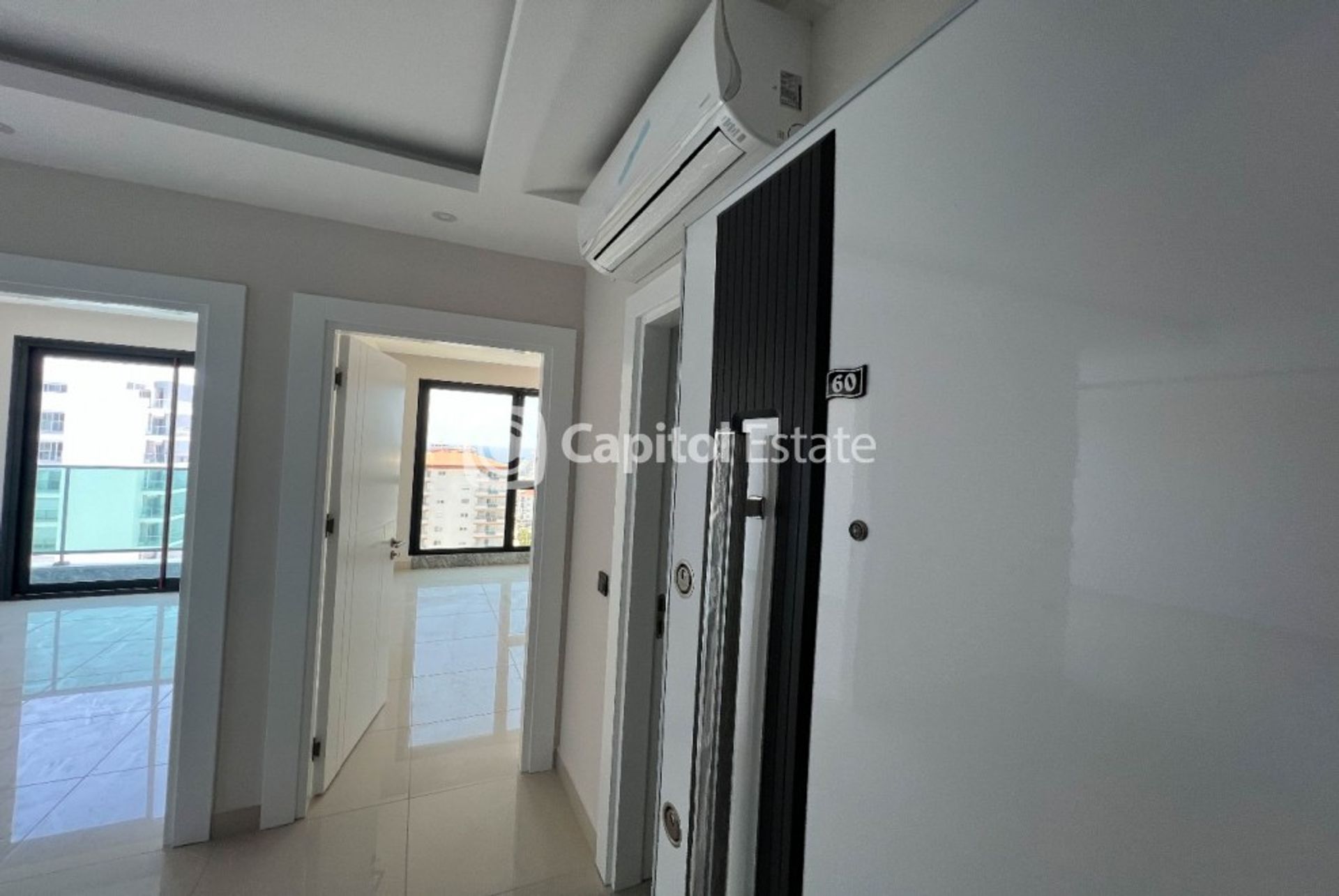 Condominium dans Mahmutlar, Antalya 11526747