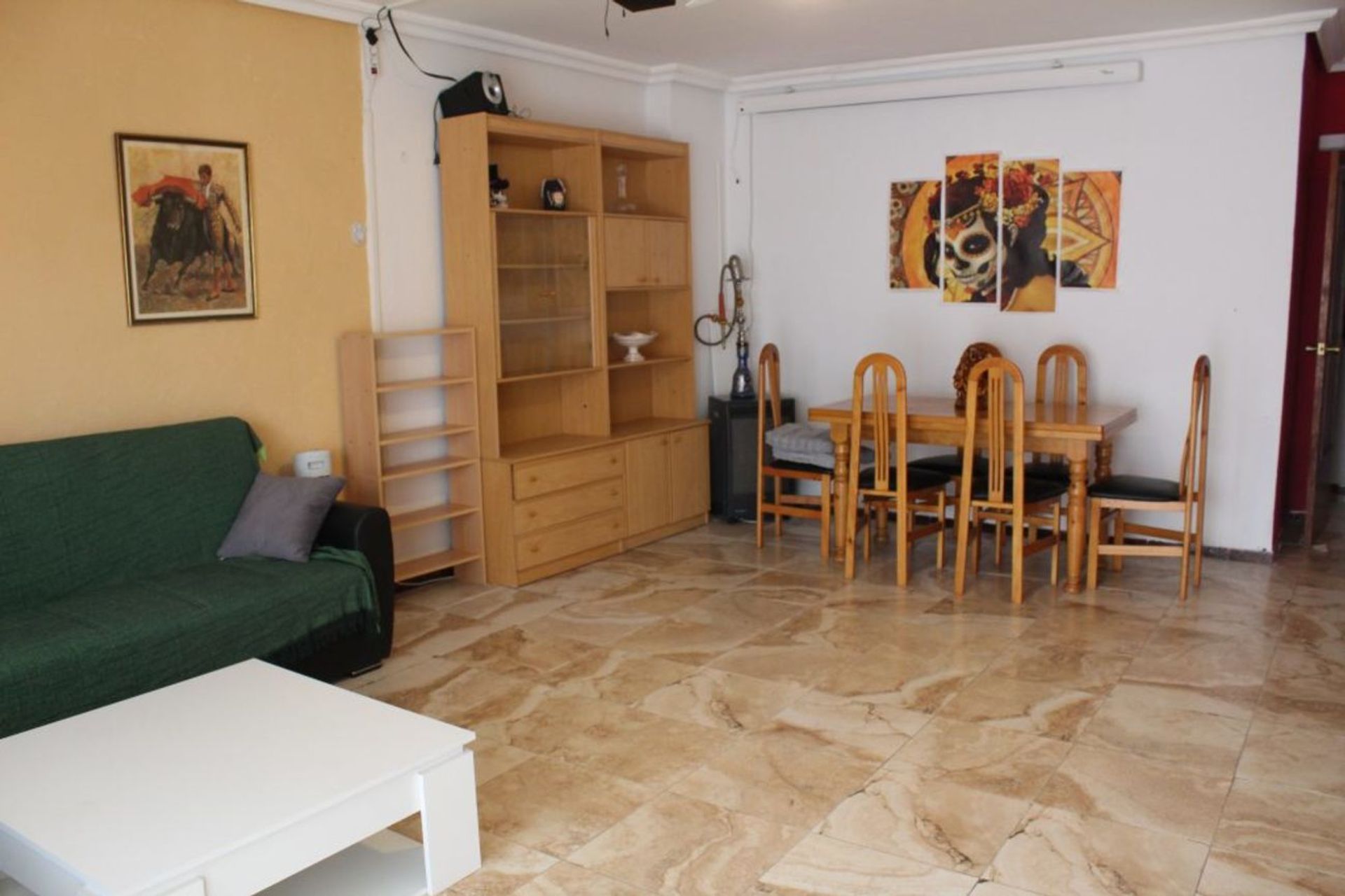 Osakehuoneisto sisään Torrevieja, Valencia 11527445