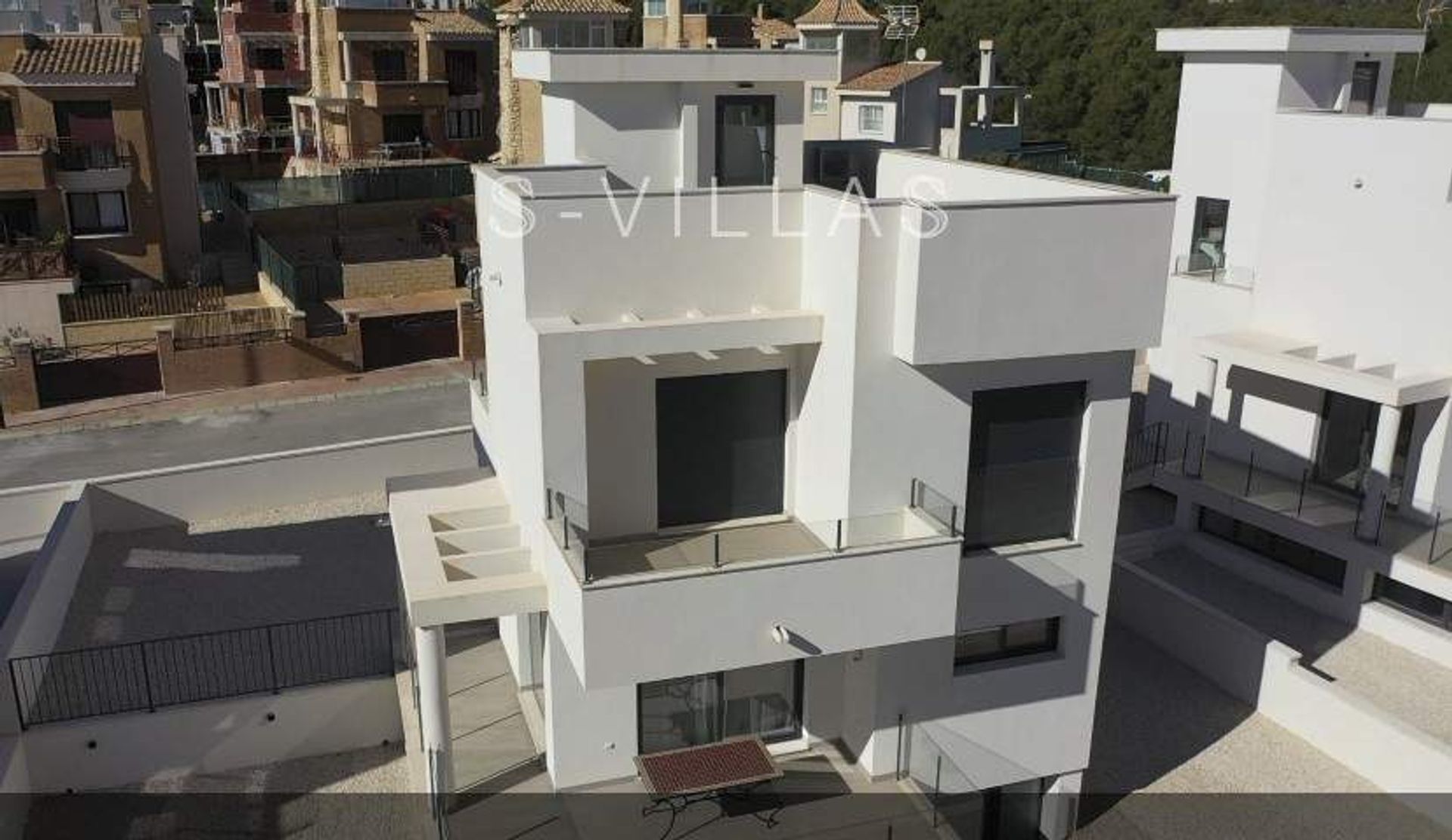 rumah dalam La Nucia, Valencia 11527995