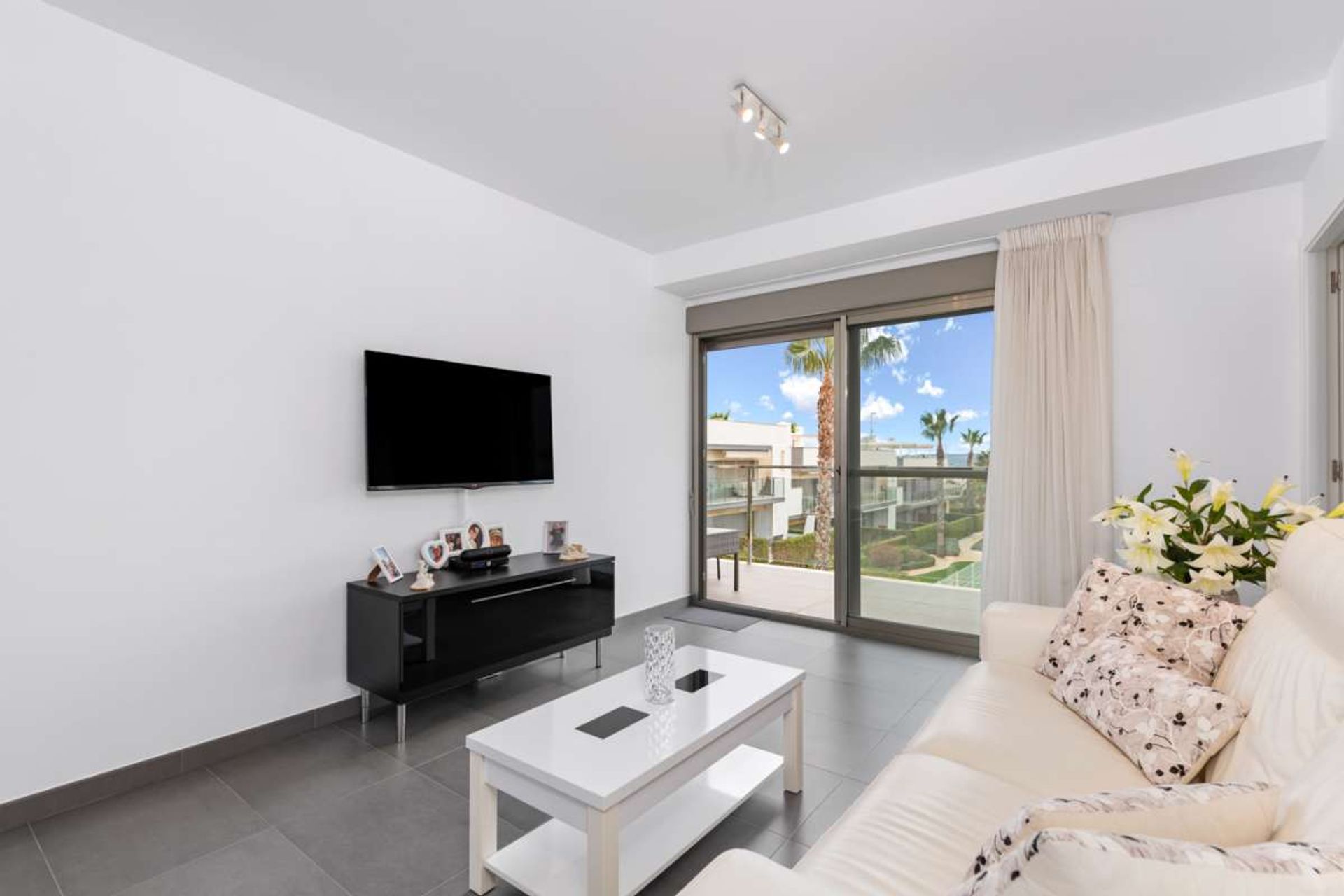 Condominium in Benejuzar, Valencia 11528630