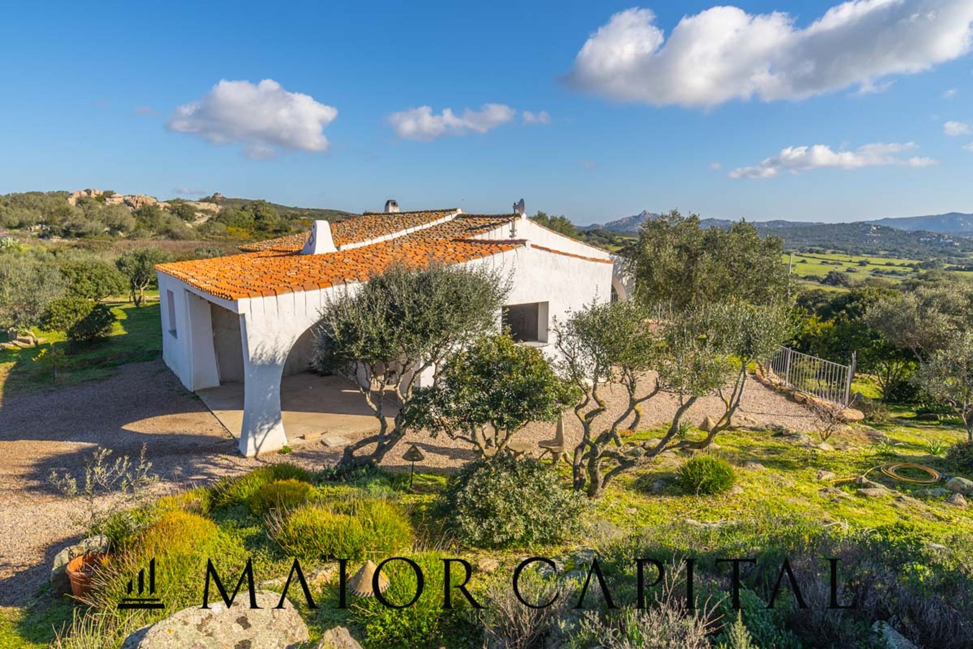 casa en Arzachena, Cerdeña 11528743