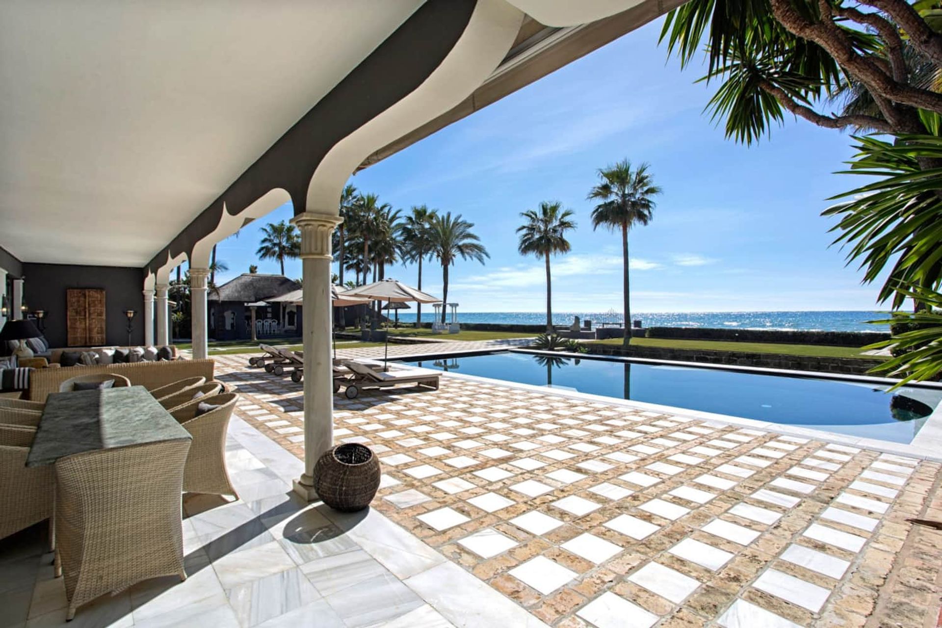 House in Marbella, 161M Urbanización los Monteros 11528956