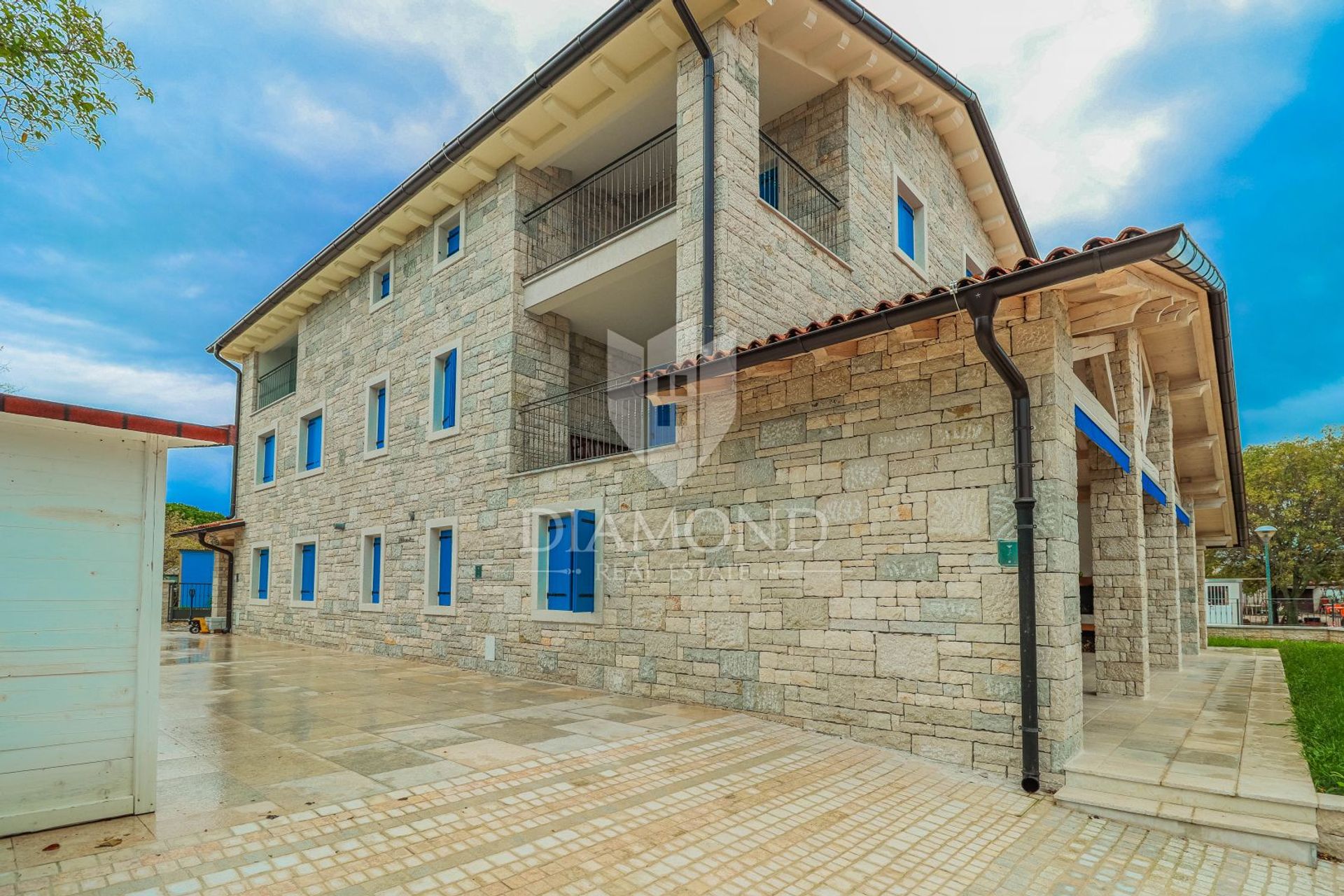 Condominium in Umag, Istria County 11530983