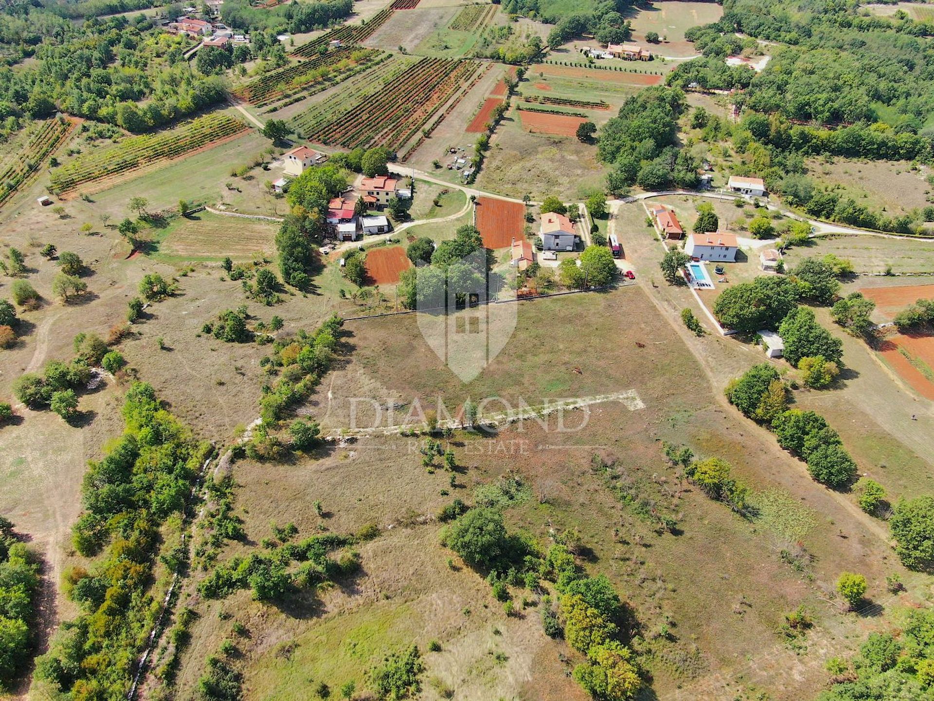 Land i Labin, Istria County 11531465