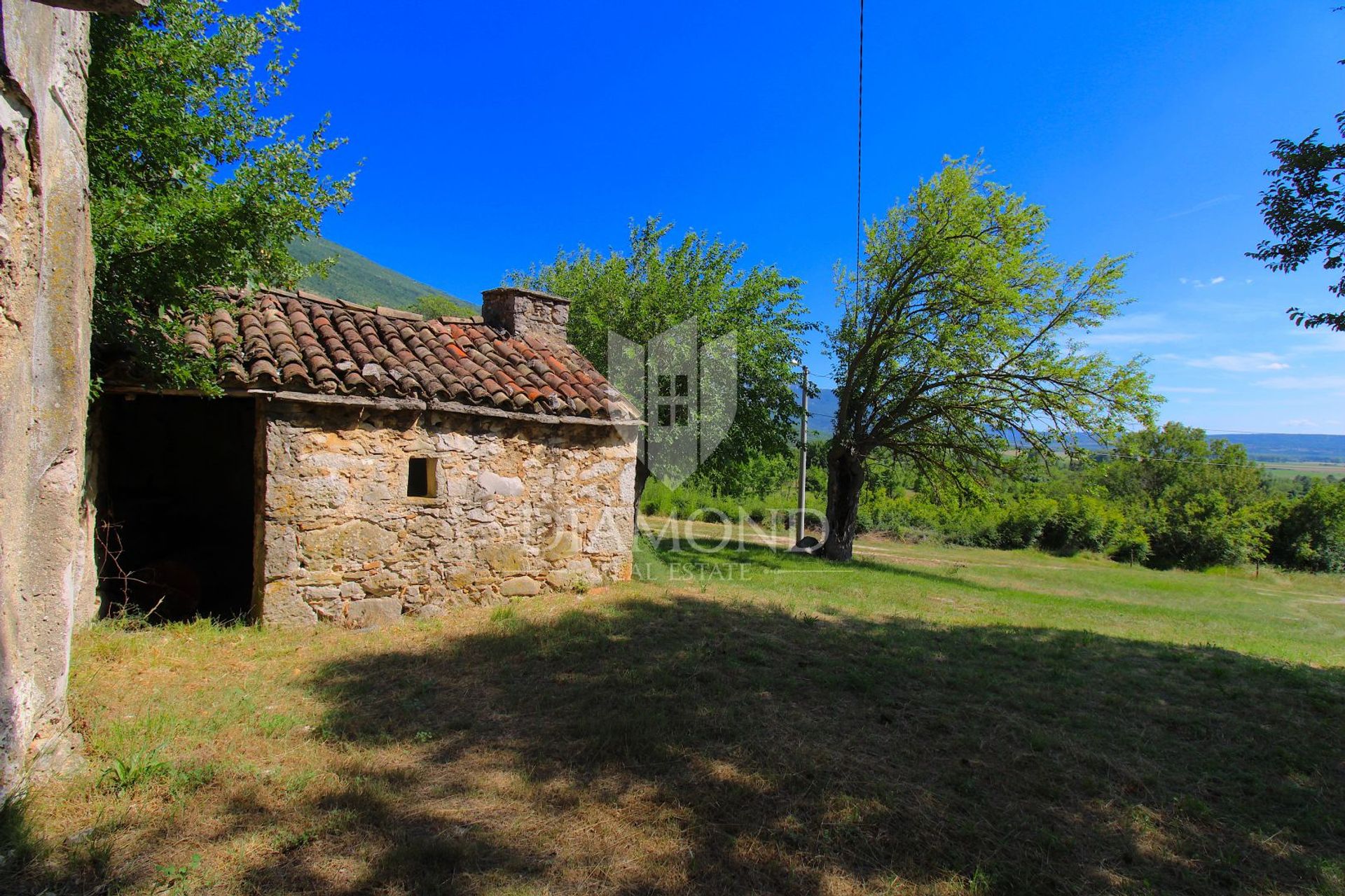 Hus i Kršan, Istria County 11531792