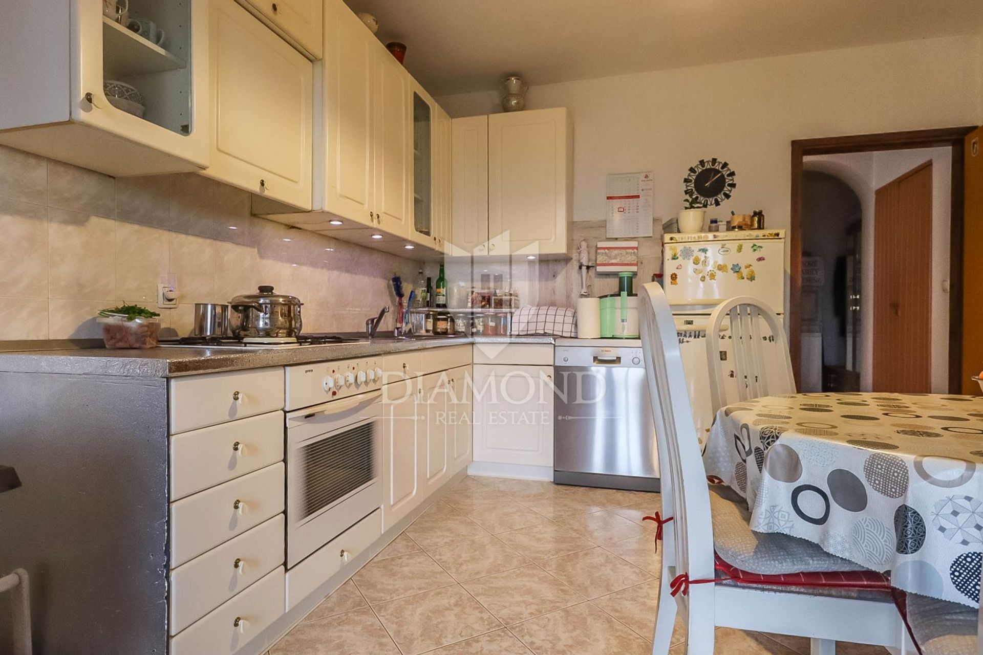 Condominio en Rovinjsko Selo, Istria County 11532178