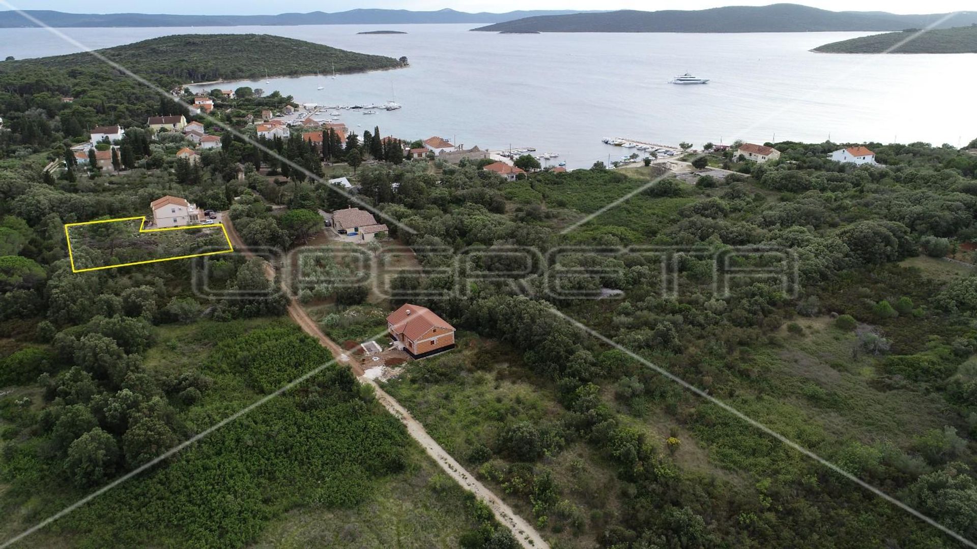 Land in Donje Petrcane, Zadarska Zupanija 11534346