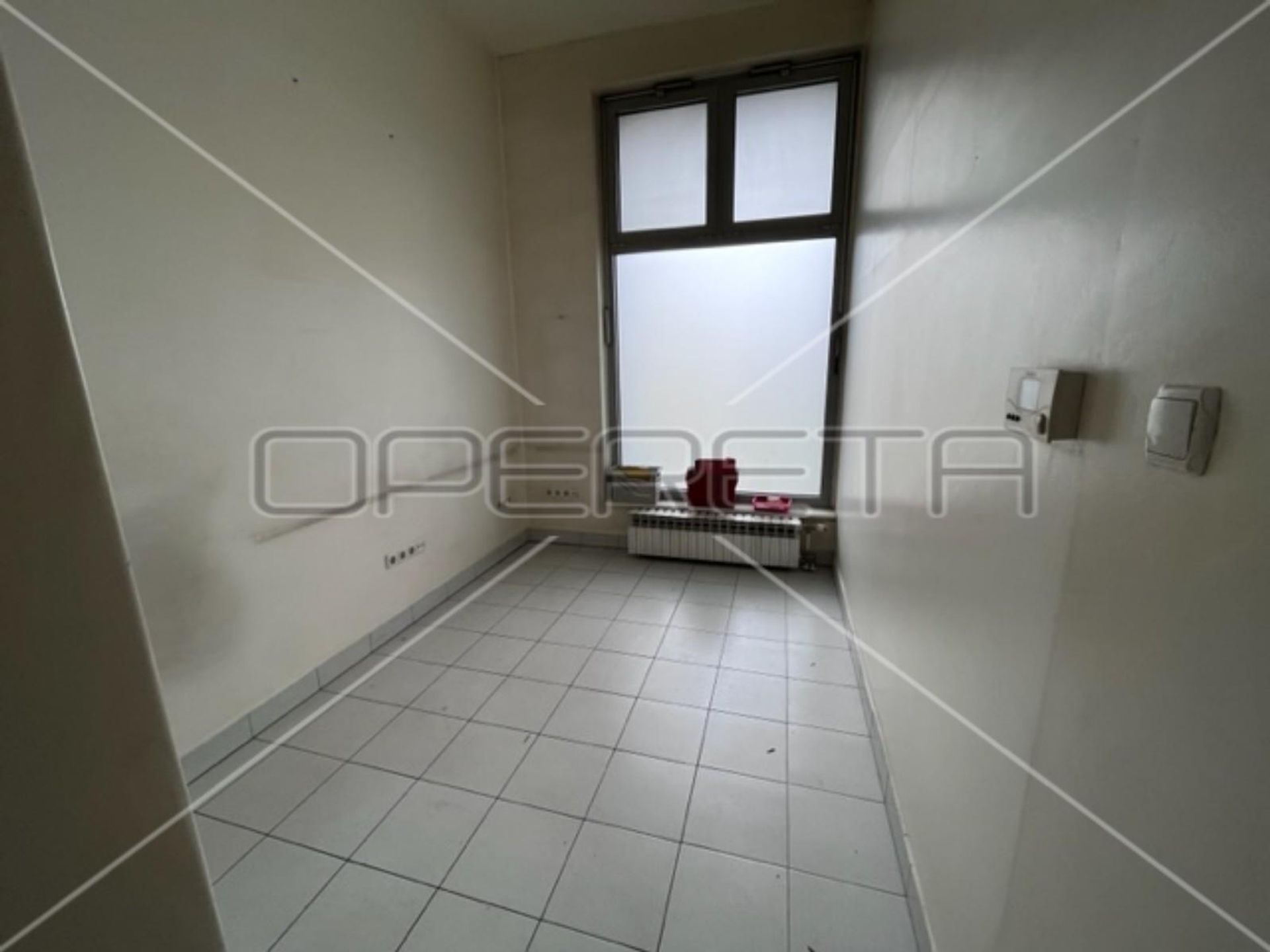 Annen i Vukomerec, Zagreb, Grad 11534640