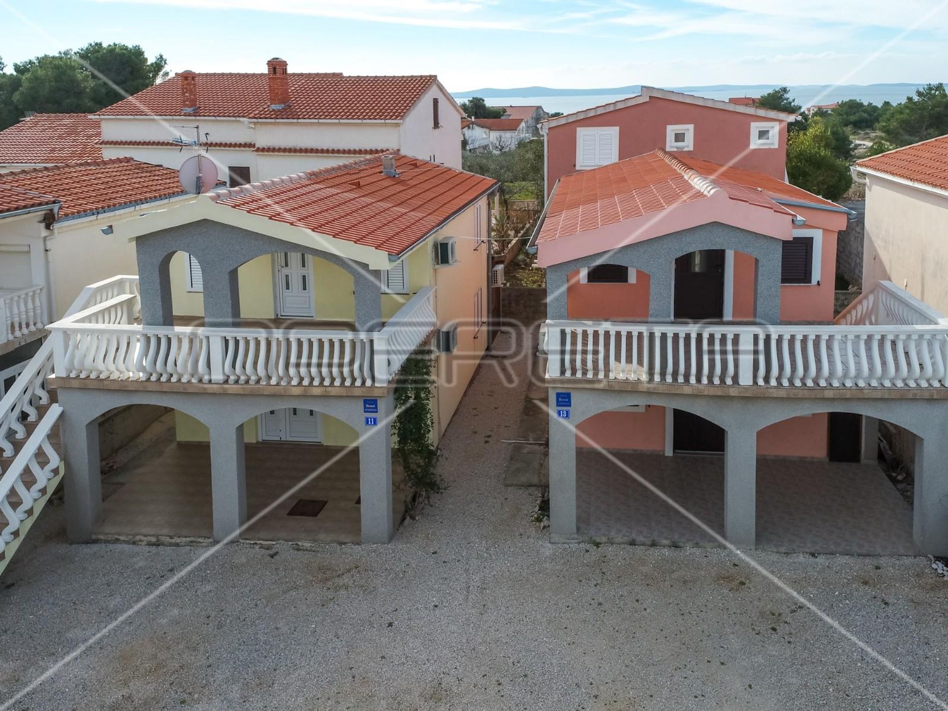 casa en Pedinka, Zadarska Županija 11534686