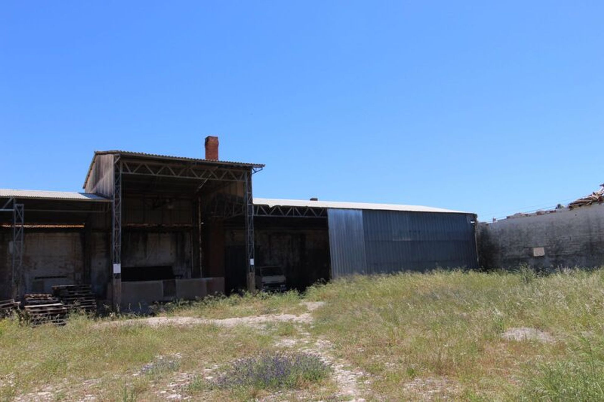 صناعي في São Brás de Alportel, Faro District 11535030