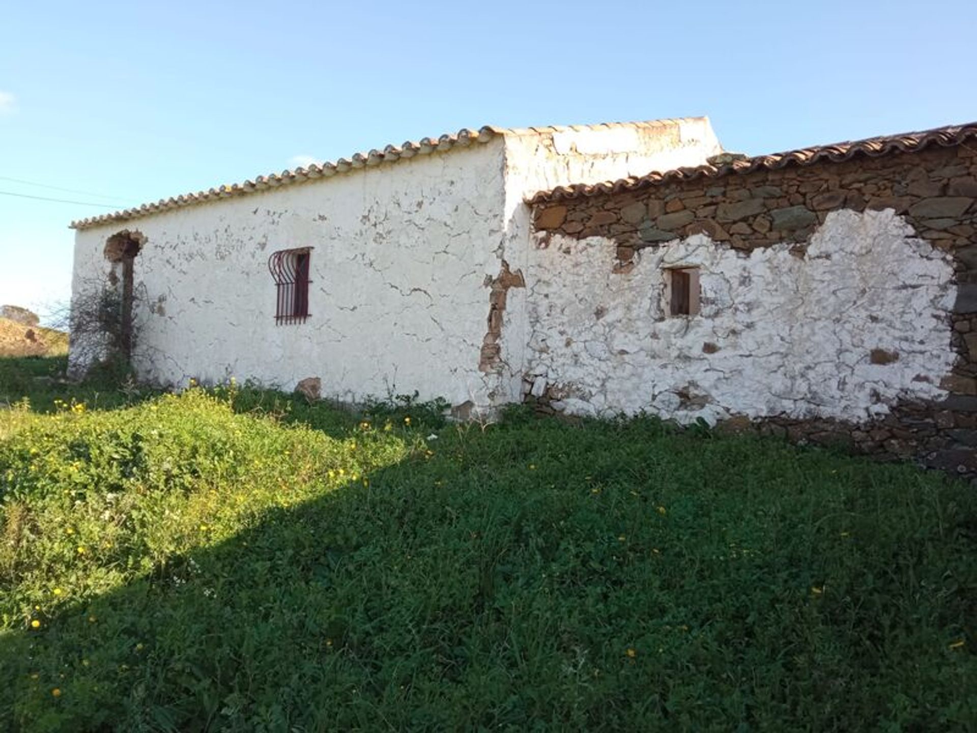 Hus i Tavira, Faro District 11536015