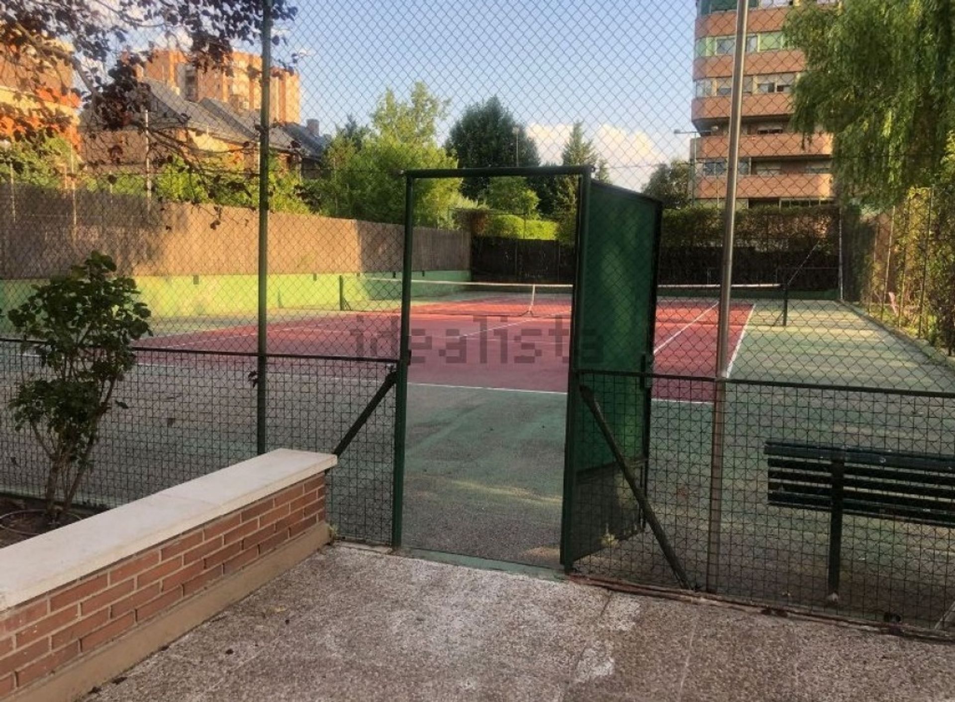 Condominium in Madrid, Comunidad de Madrid 11536494