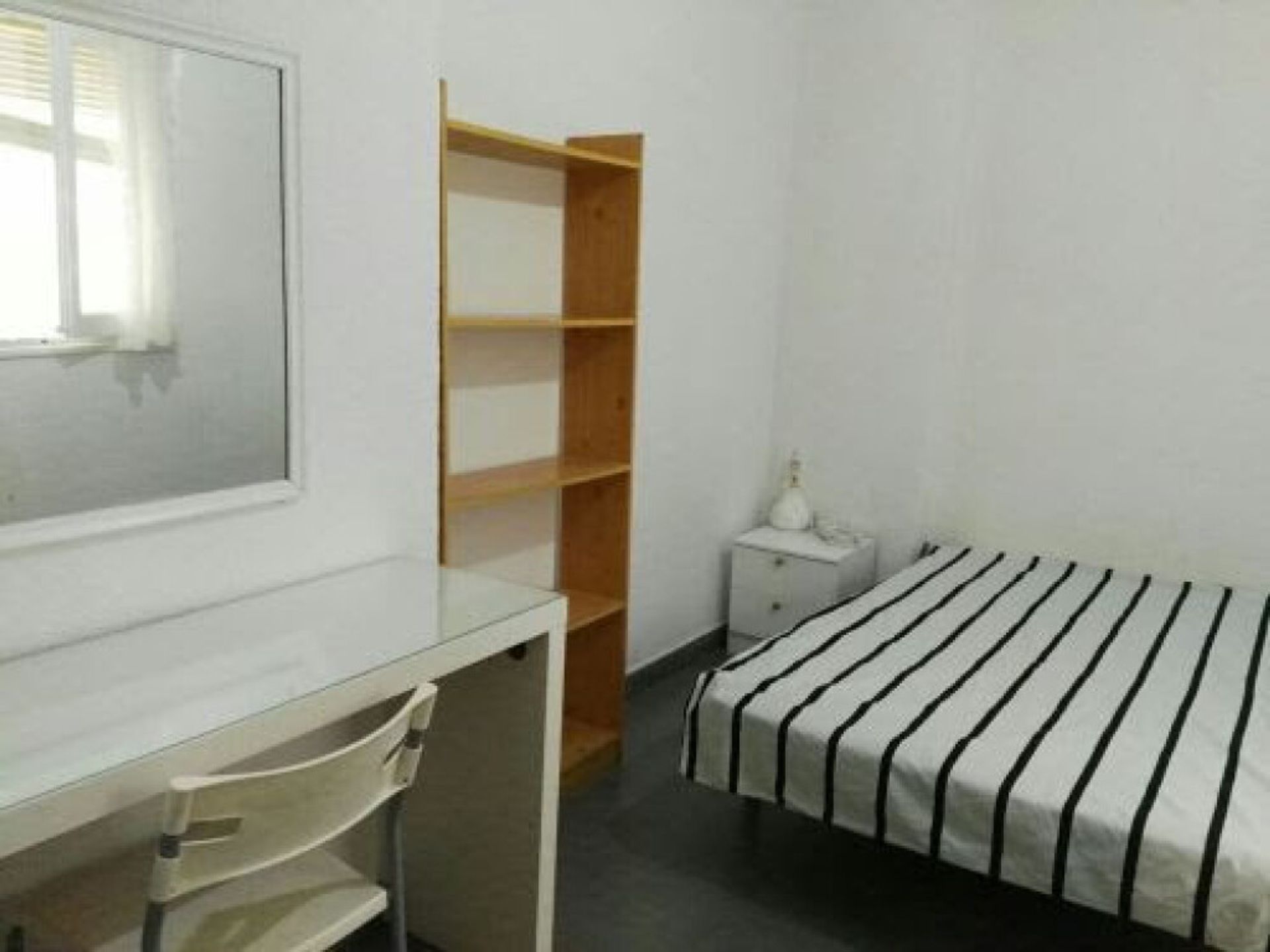 Osakehuoneisto sisään Ciudad Lineal, Madrid 11536499