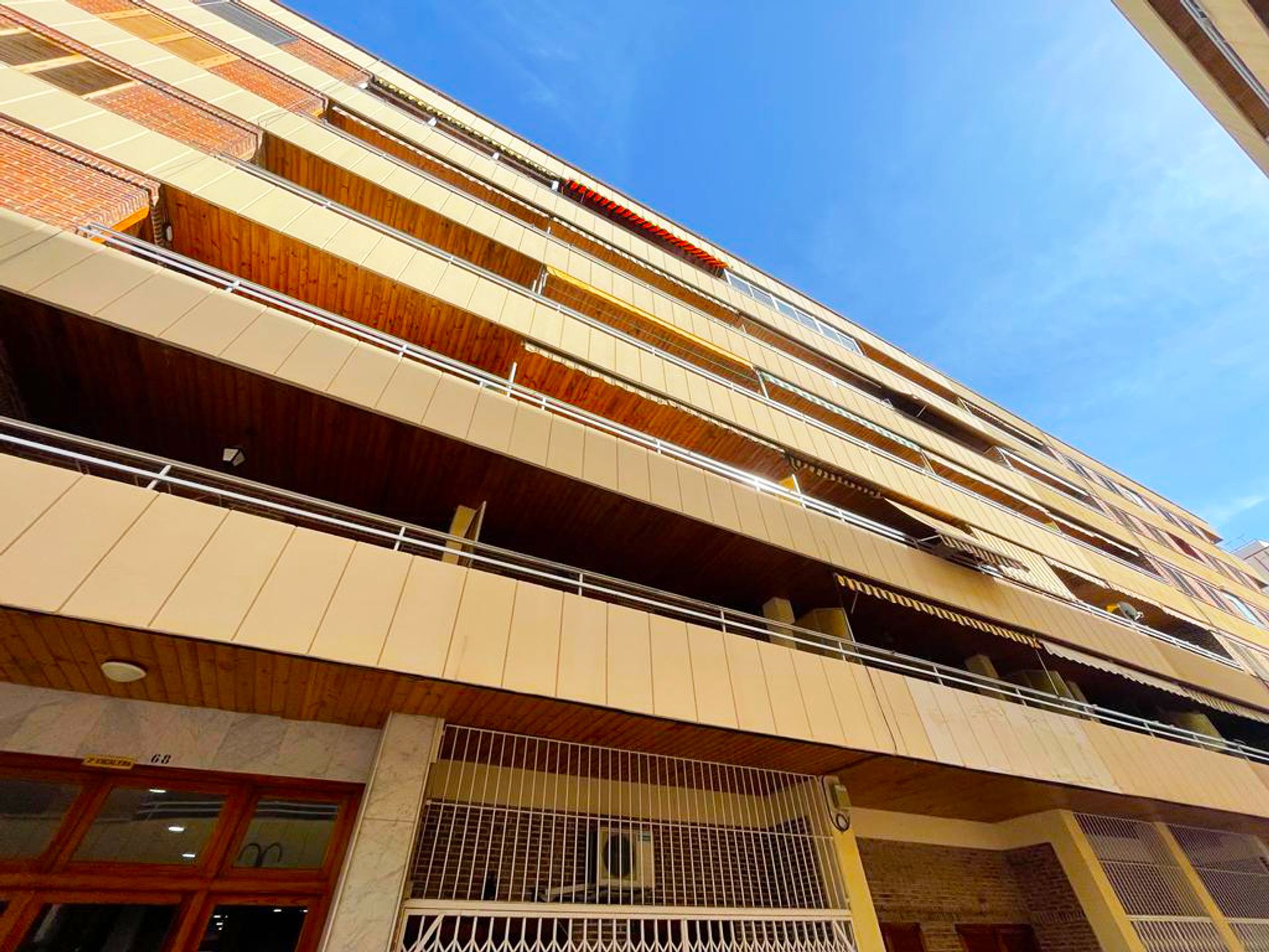 Condominium in Torrevieja, Valencia 11537239