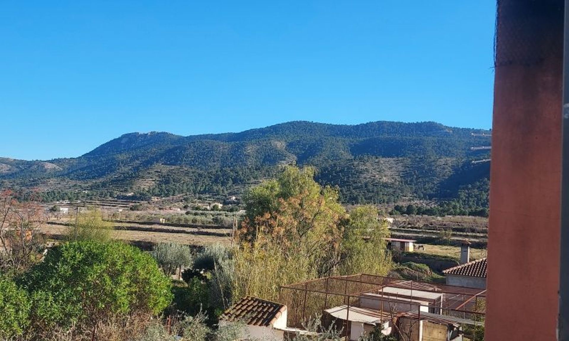 Rumah di El Fondó de les Neus, Valencian Community 11537466