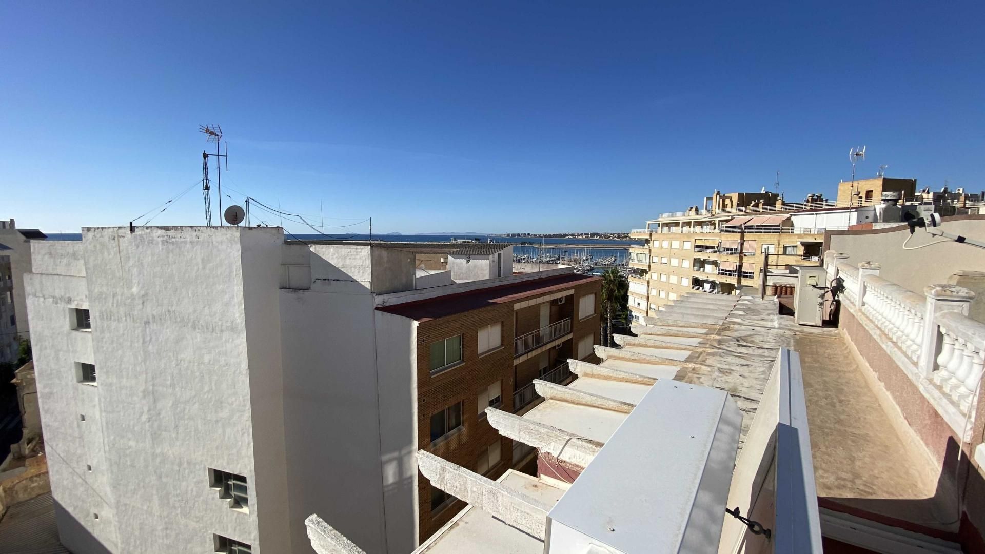 Condominium in Torrevieja, Valencian Community 11537488