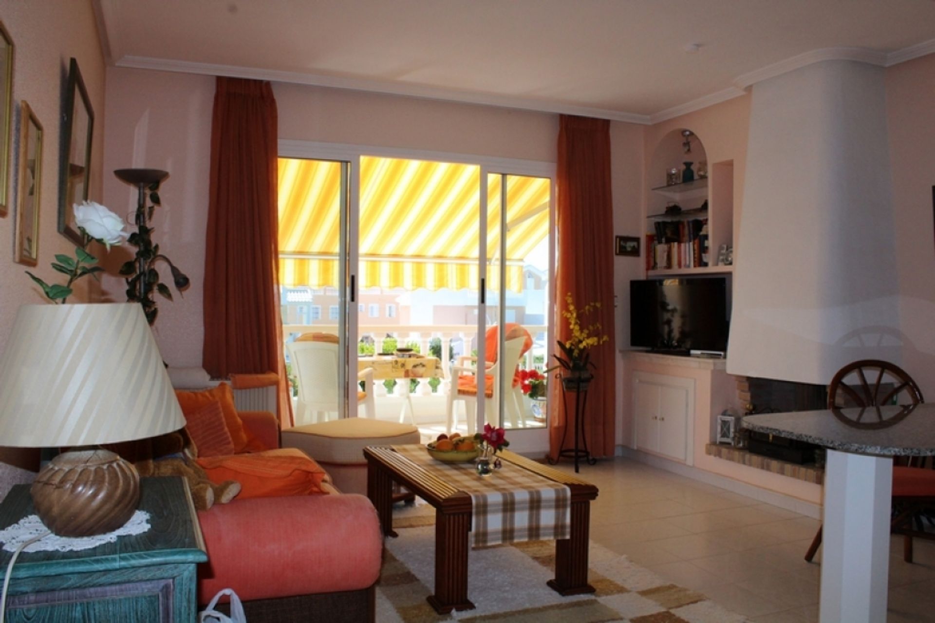 Condominium in , Valencian Community 11537530