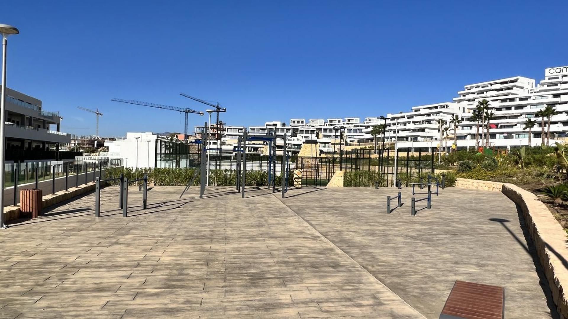 Condominium in Alacant, Comunidad Valenciana 11537599