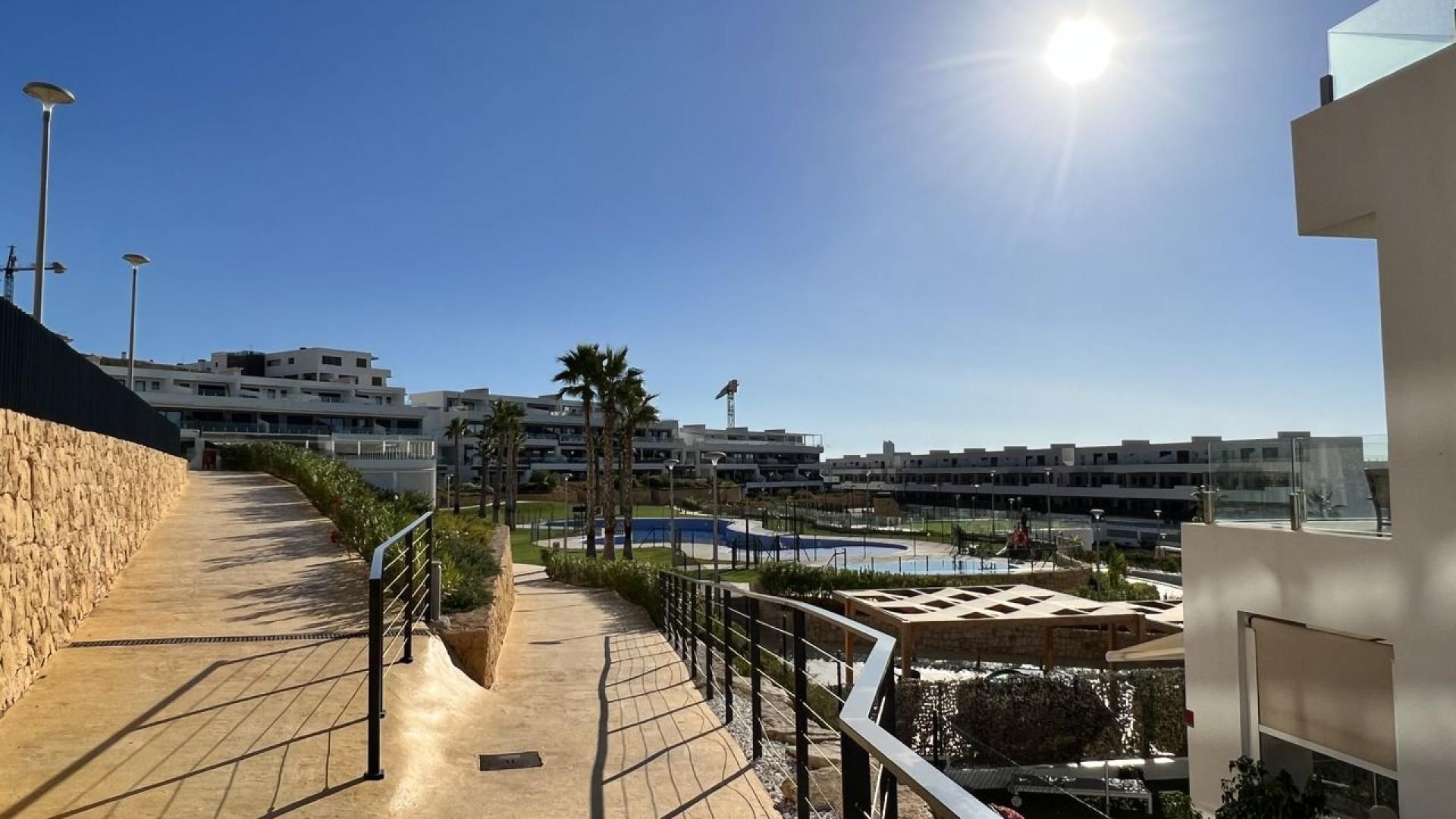 Condominium in Alacant, Comunidad Valenciana 11537599