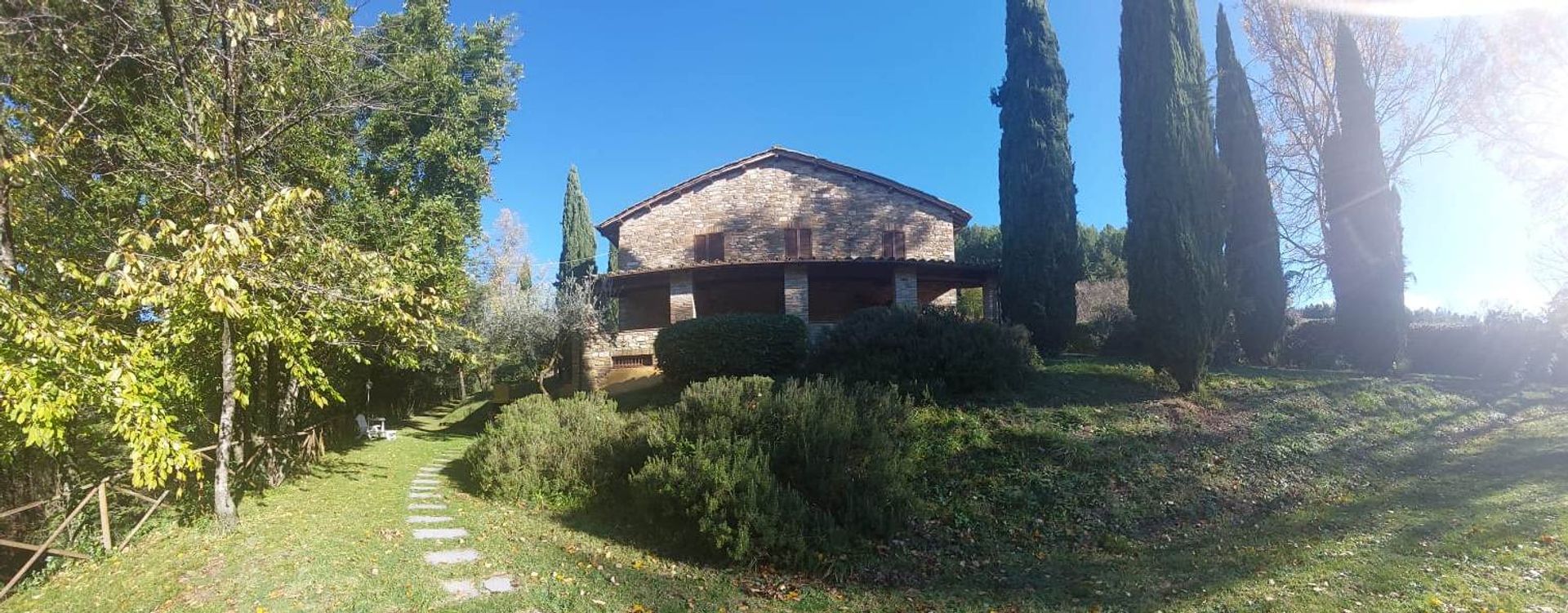 rumah dalam Assisi, Umbria 11537665