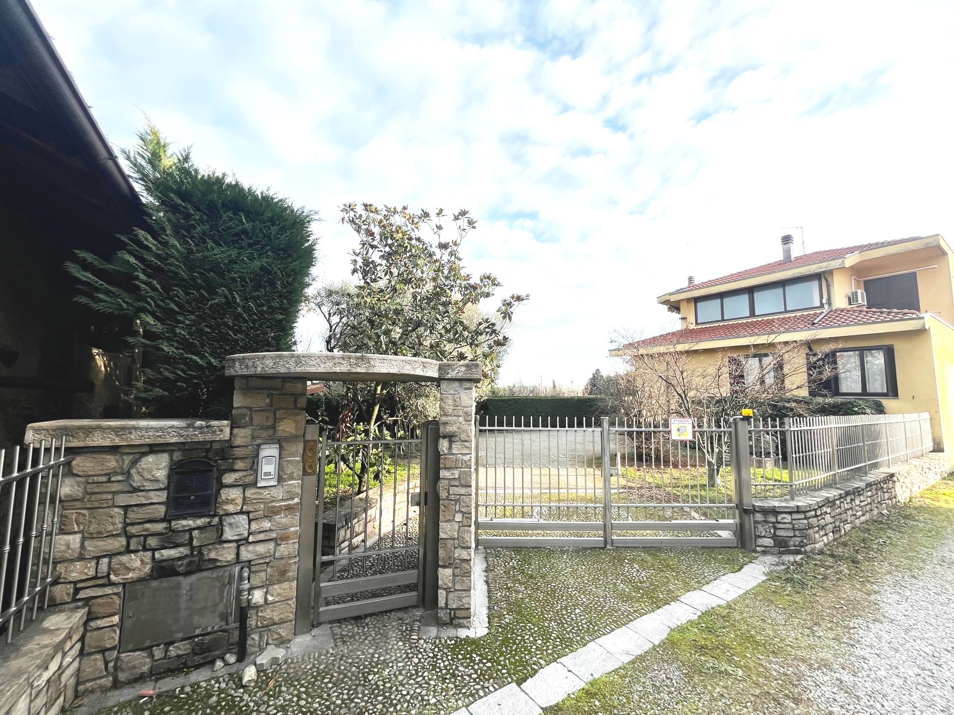 casa en Seveso, Lombardy 11537677