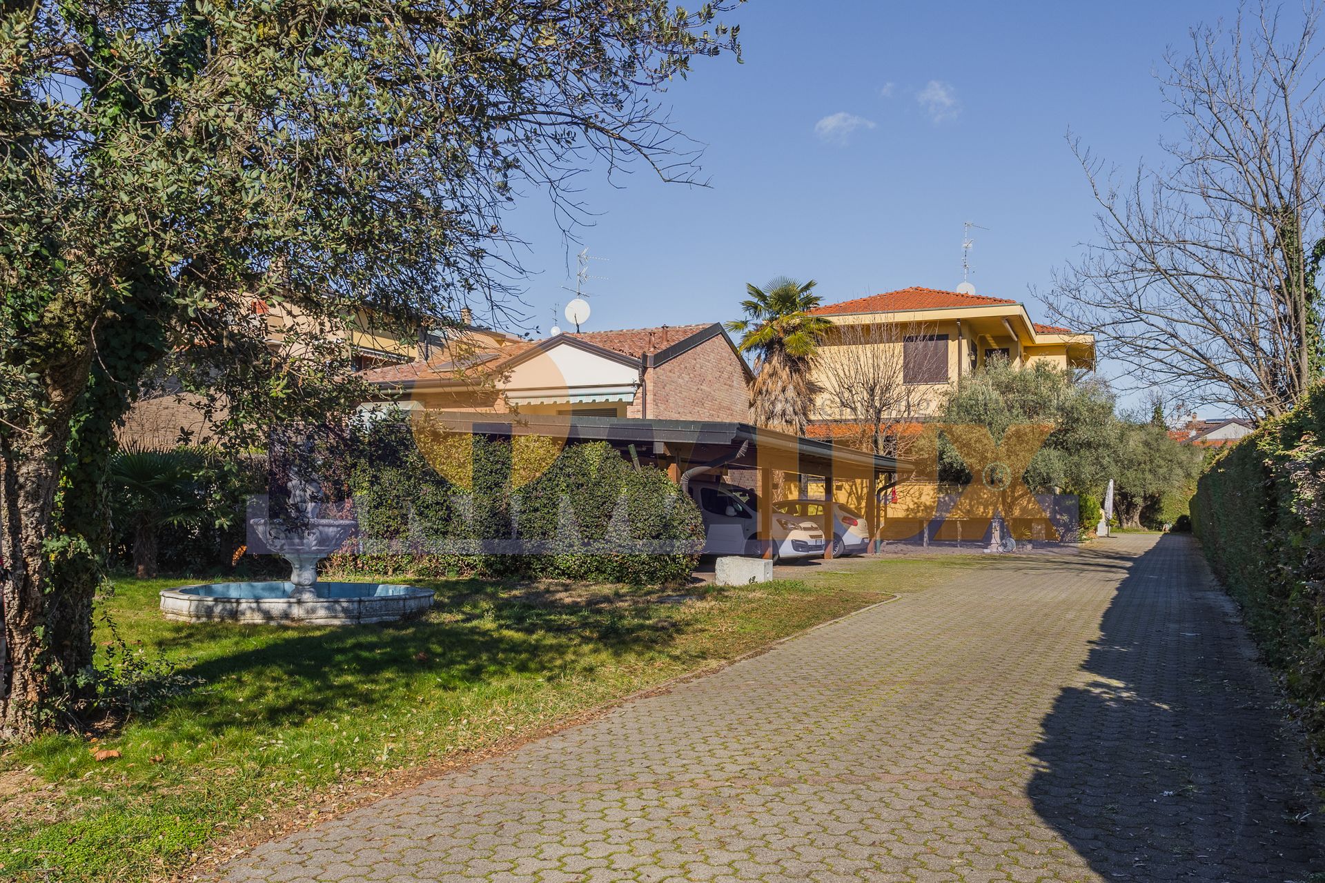 casa en Seveso, Lombardy 11537677