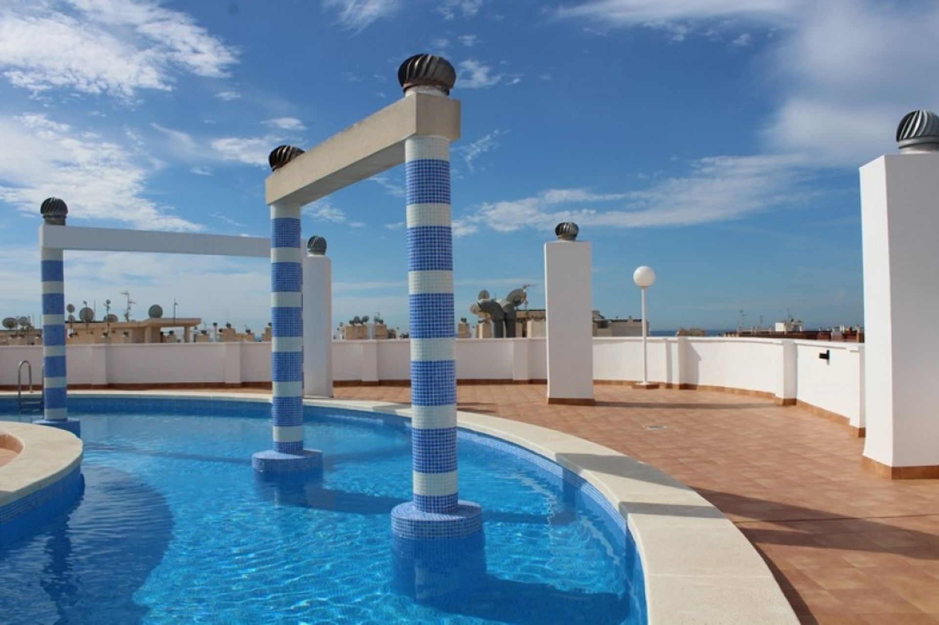 분양 아파트 에 Torrevieja, Valencian Community 11538000