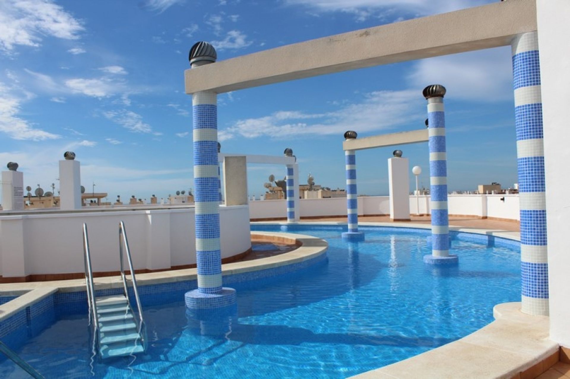 분양 아파트 에 Torrevieja, Valencian Community 11538000