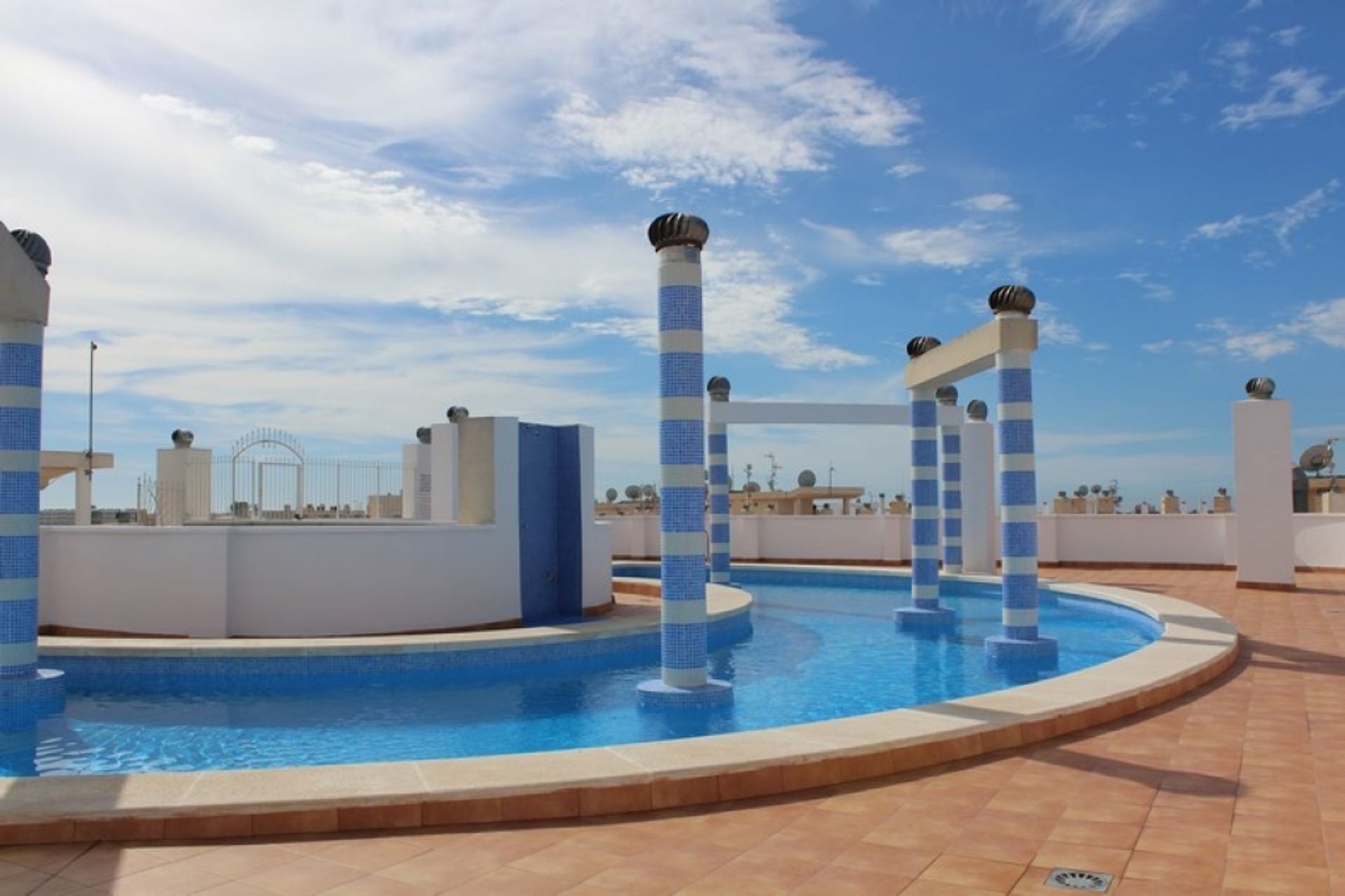 분양 아파트 에 Torrevieja, Valencian Community 11538000