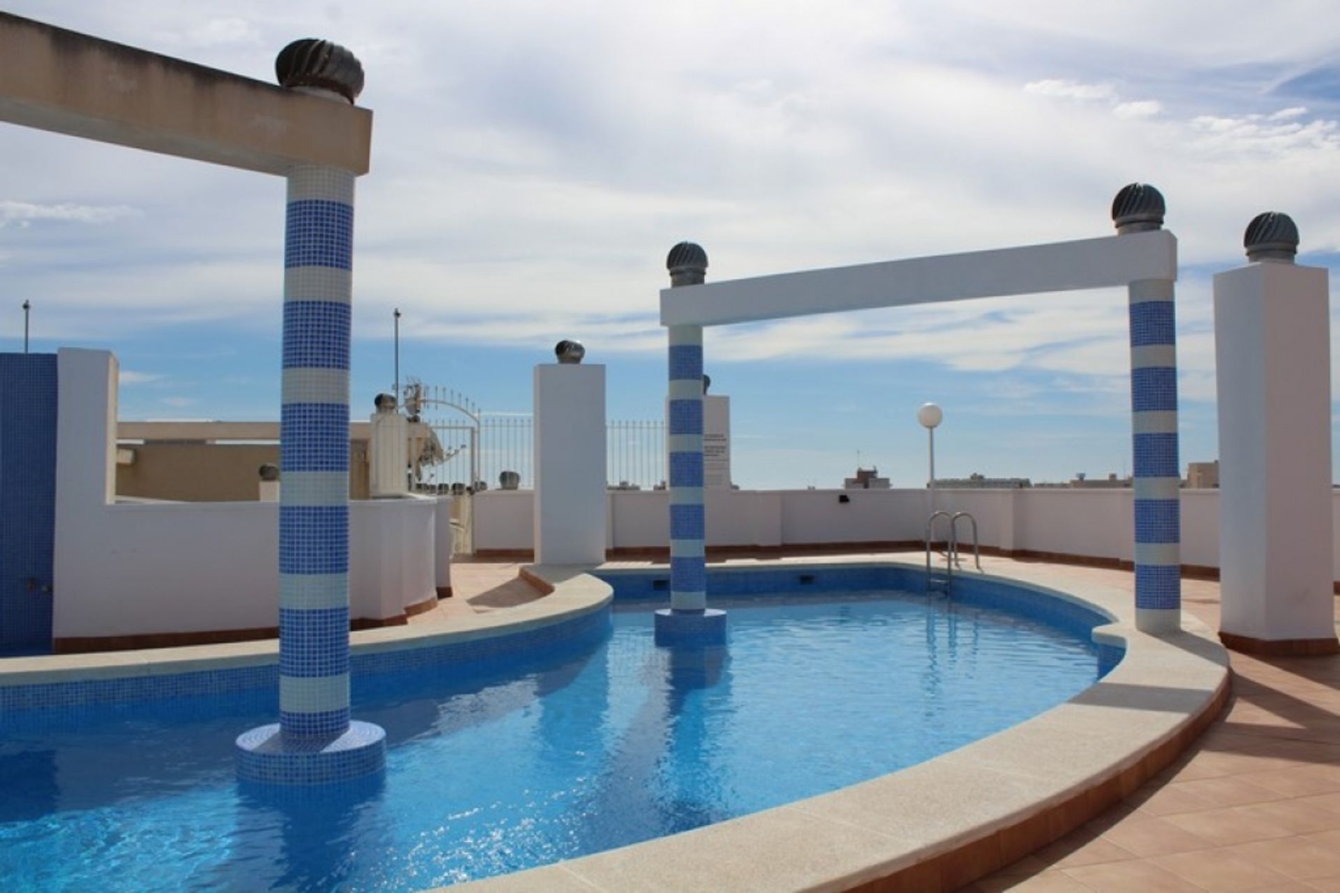 분양 아파트 에 Torrevieja, Valencian Community 11538000