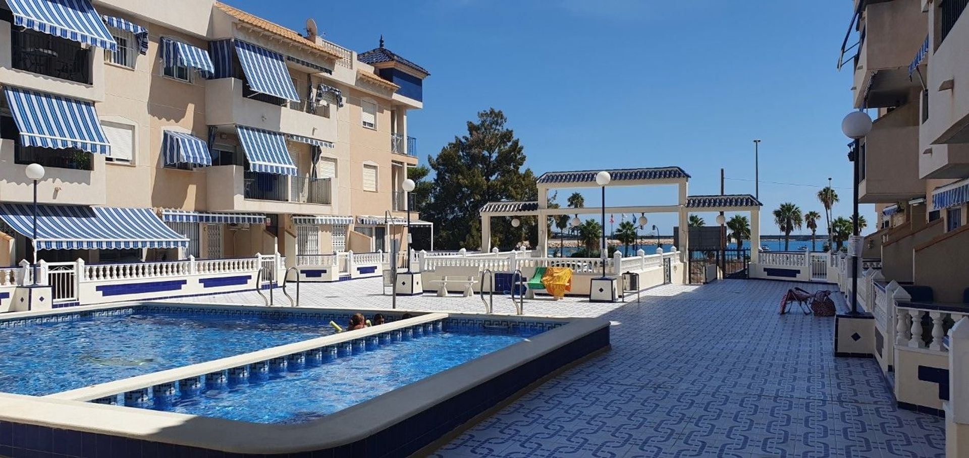 Condominium in Torrevieja, Valencian Community 11538223