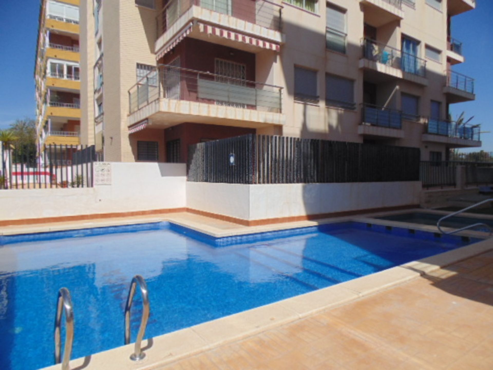 Condominium dans Torrevieja, Valence 11538227