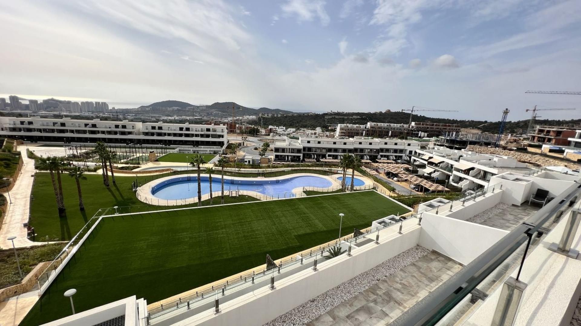 Condominium in Alacant, Comunidad Valenciana 11538241