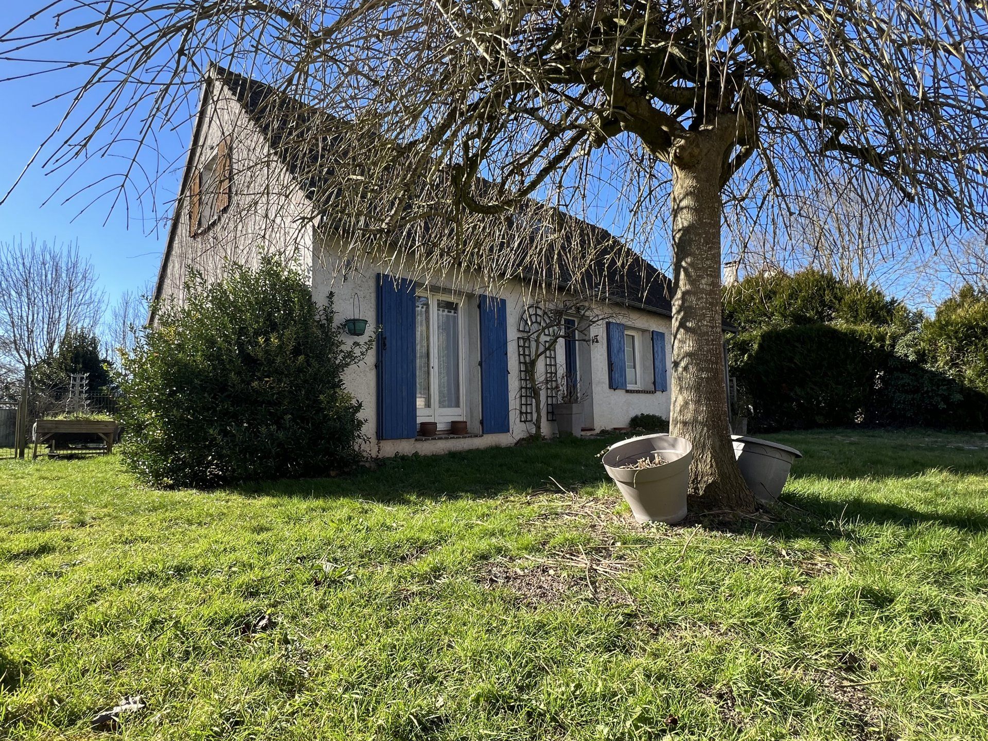 Outro no Cherisy, Centro-Val de Loire 11538511