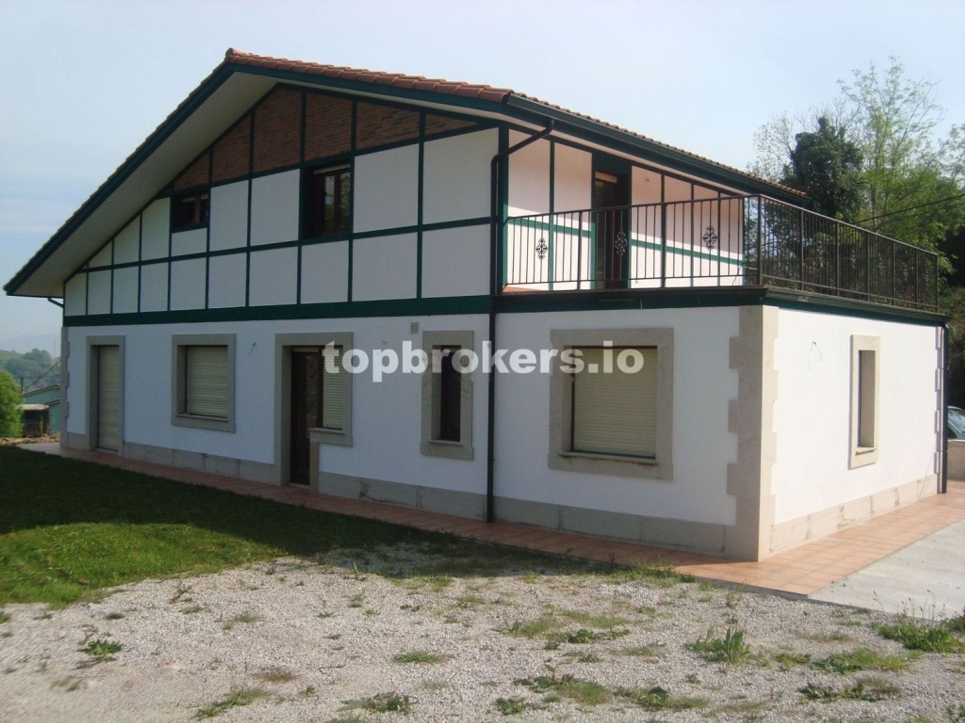 بيت في Carasa, Cantabria 11538881