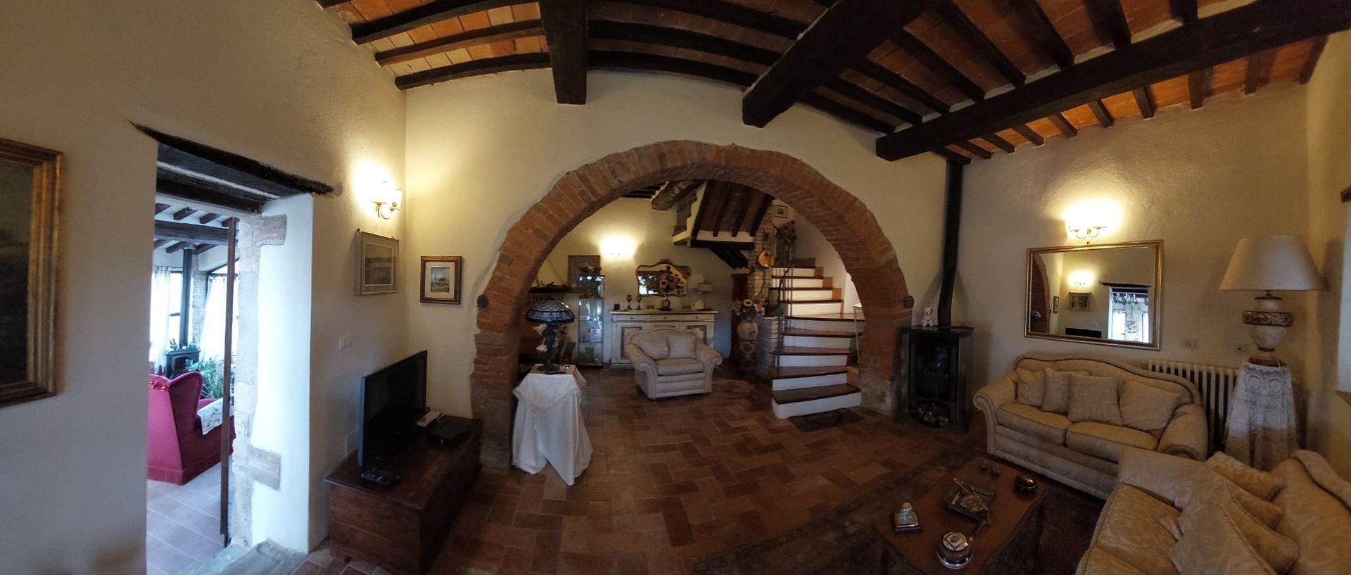 Huis in Passignano sul Trasimeno, Umbria 11540157