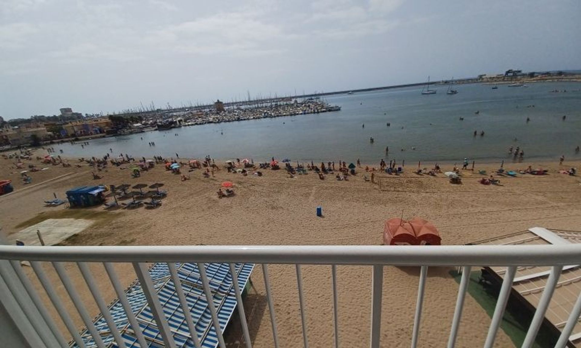 분양 아파트 에 Torrevieja, Valencian Community 11540333