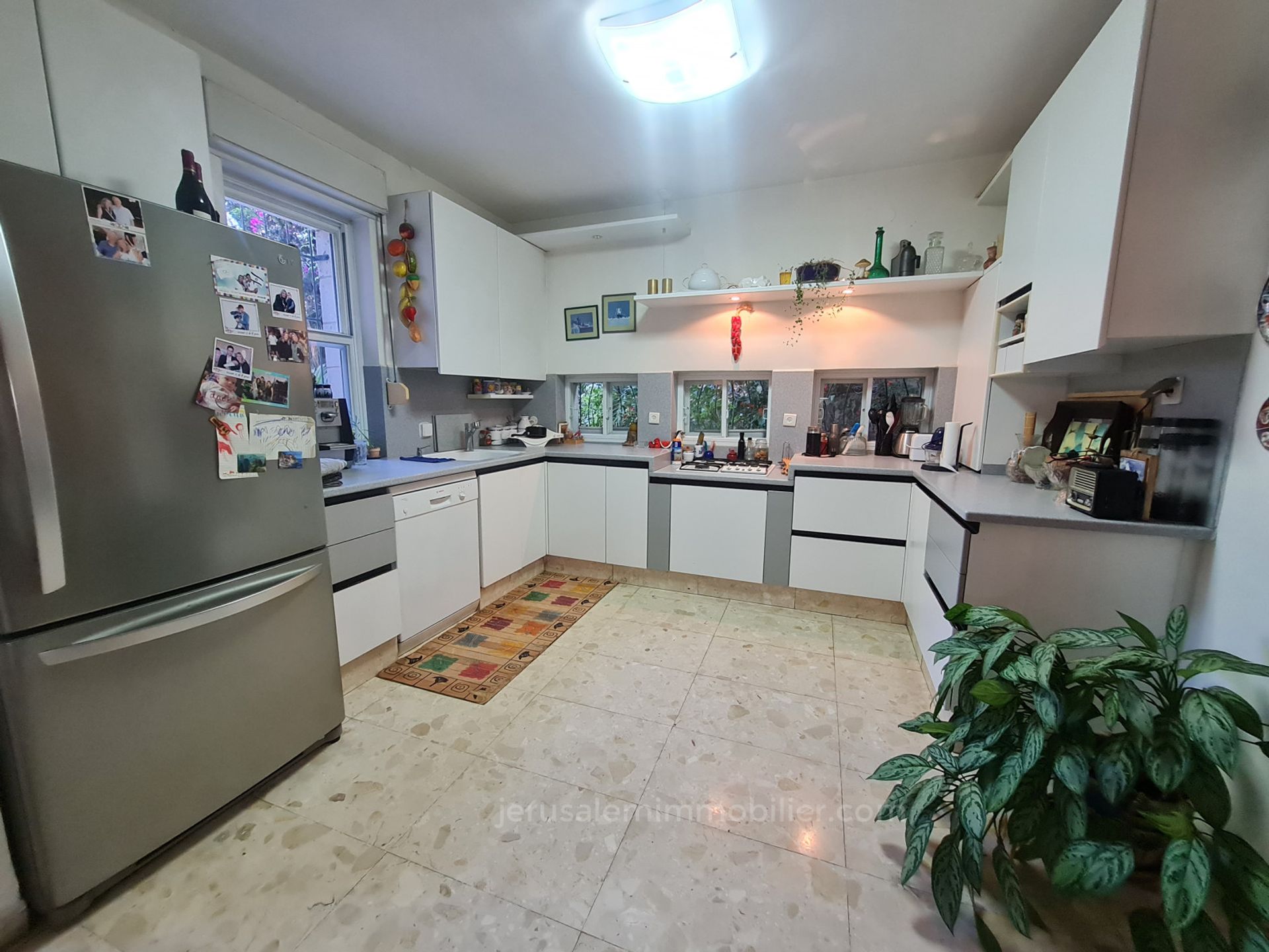 Condominio nel Qiryat HaYovel, Jerusalem 11540851