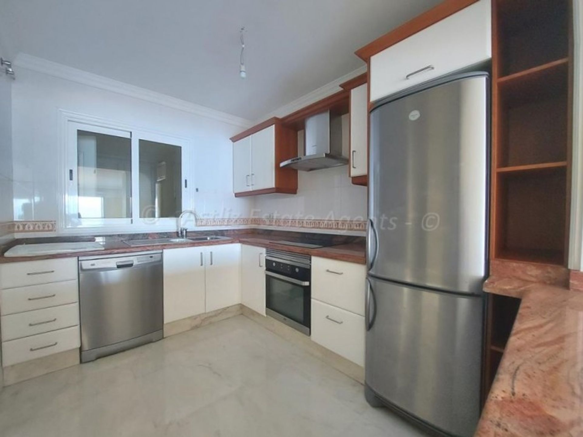 Condominio en Acantilados de Los Gigantes, Canarias 11541256