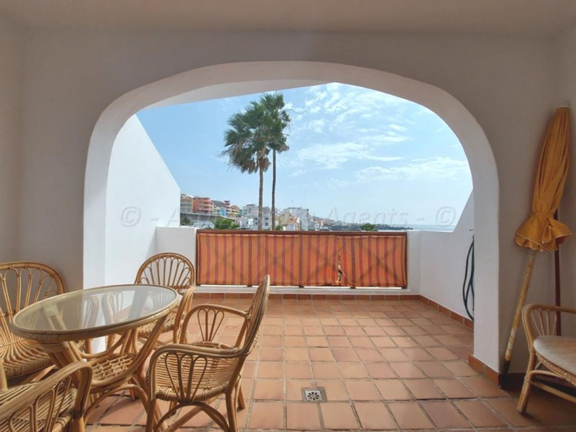 Condominium dans Santiago del Teide, Canarias 11541260